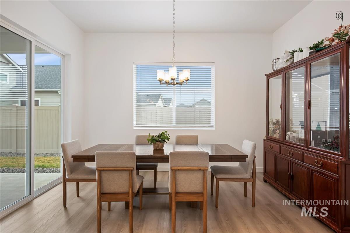 8807 E Snow Drop St, Nampa, Idaho 83687, 3 Bedrooms, 3.5 Bathrooms, Residential For Sale, Price $759,900,MLS 98975167