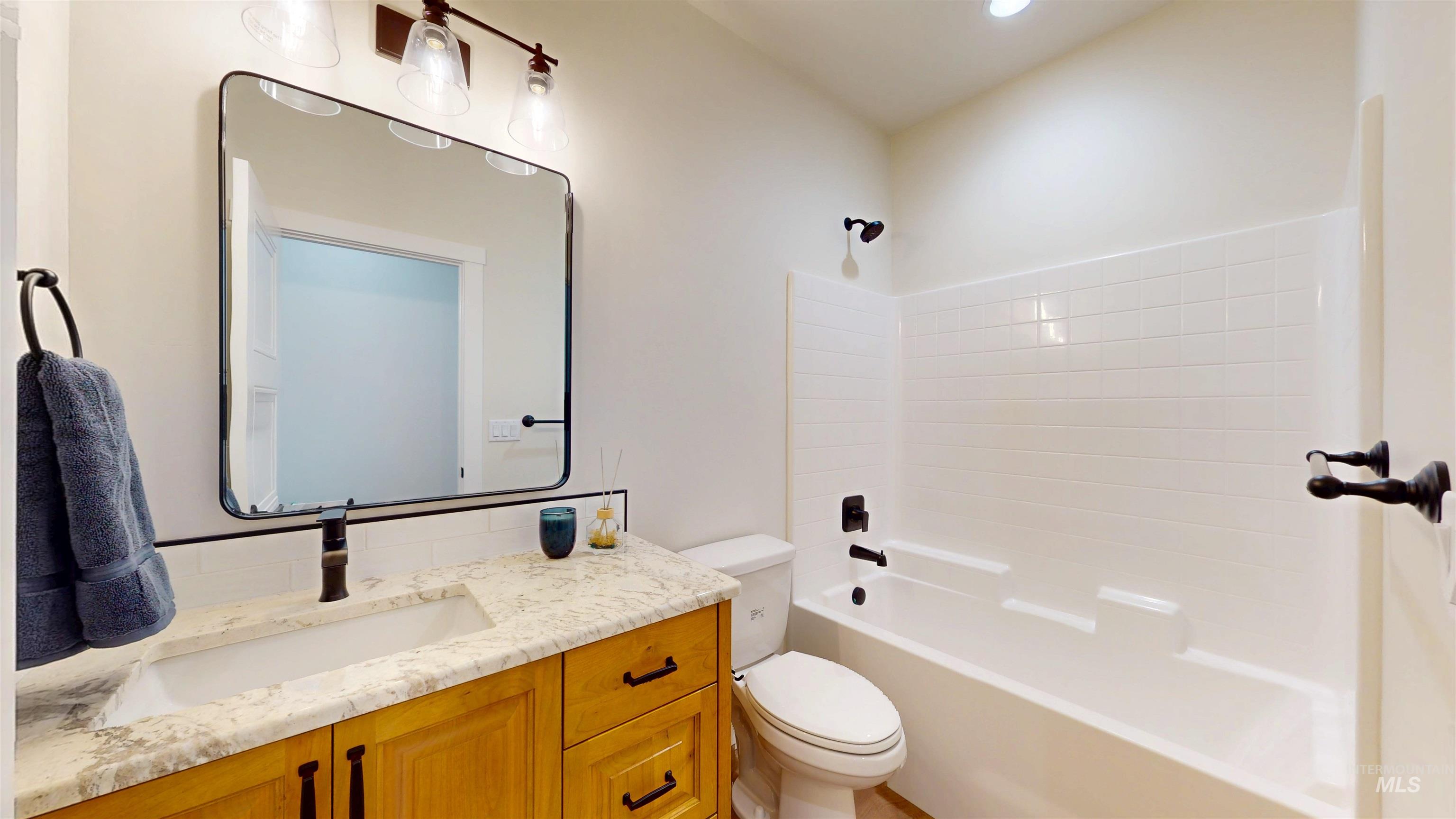 3675 E 3711 N, Kimberly, Idaho 83341, 4 Bedrooms, 3 Bathrooms, Residential For Sale, Price $689,000,MLS 98975169