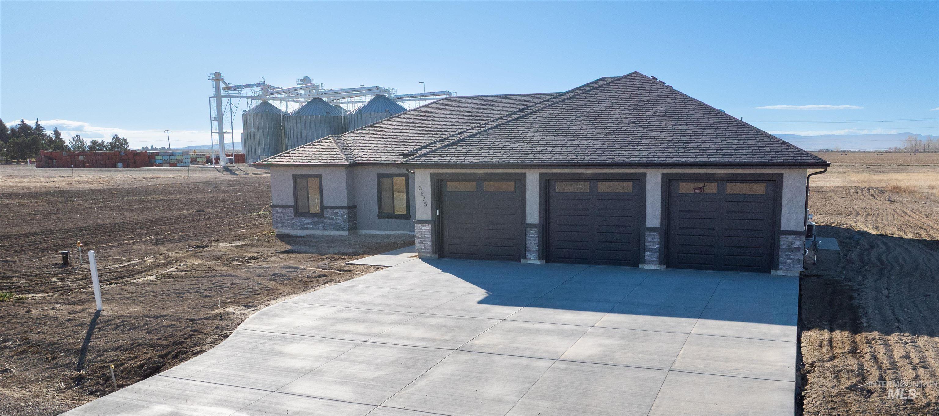 3675 E 3711 N, Kimberly, Idaho 83341, 4 Bedrooms, 3 Bathrooms, Residential For Sale, Price $689,000,MLS 98975169