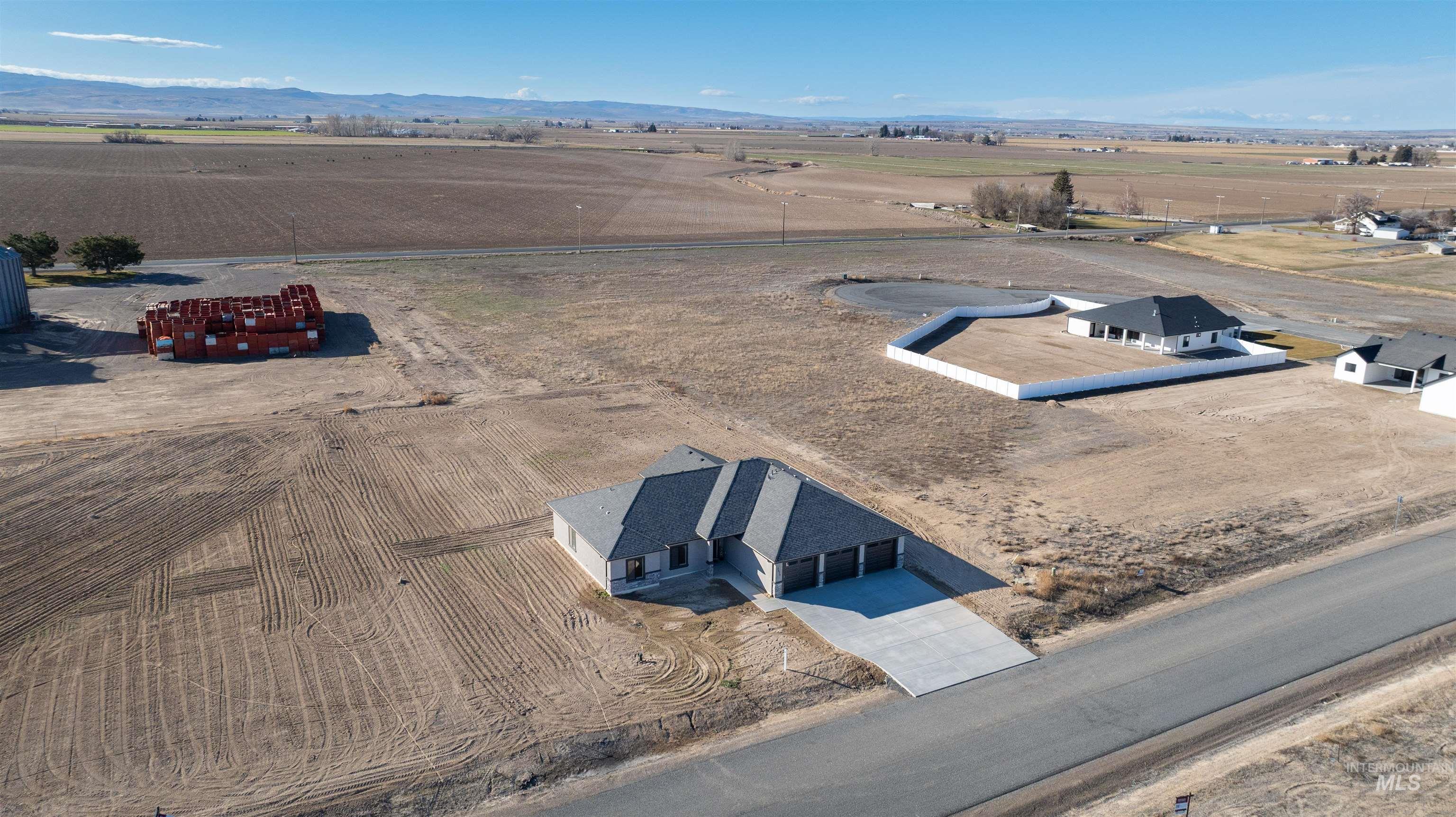 3675 E 3711 N, Kimberly, Idaho 83341, 4 Bedrooms, 3 Bathrooms, Residential For Sale, Price $689,000,MLS 98975169