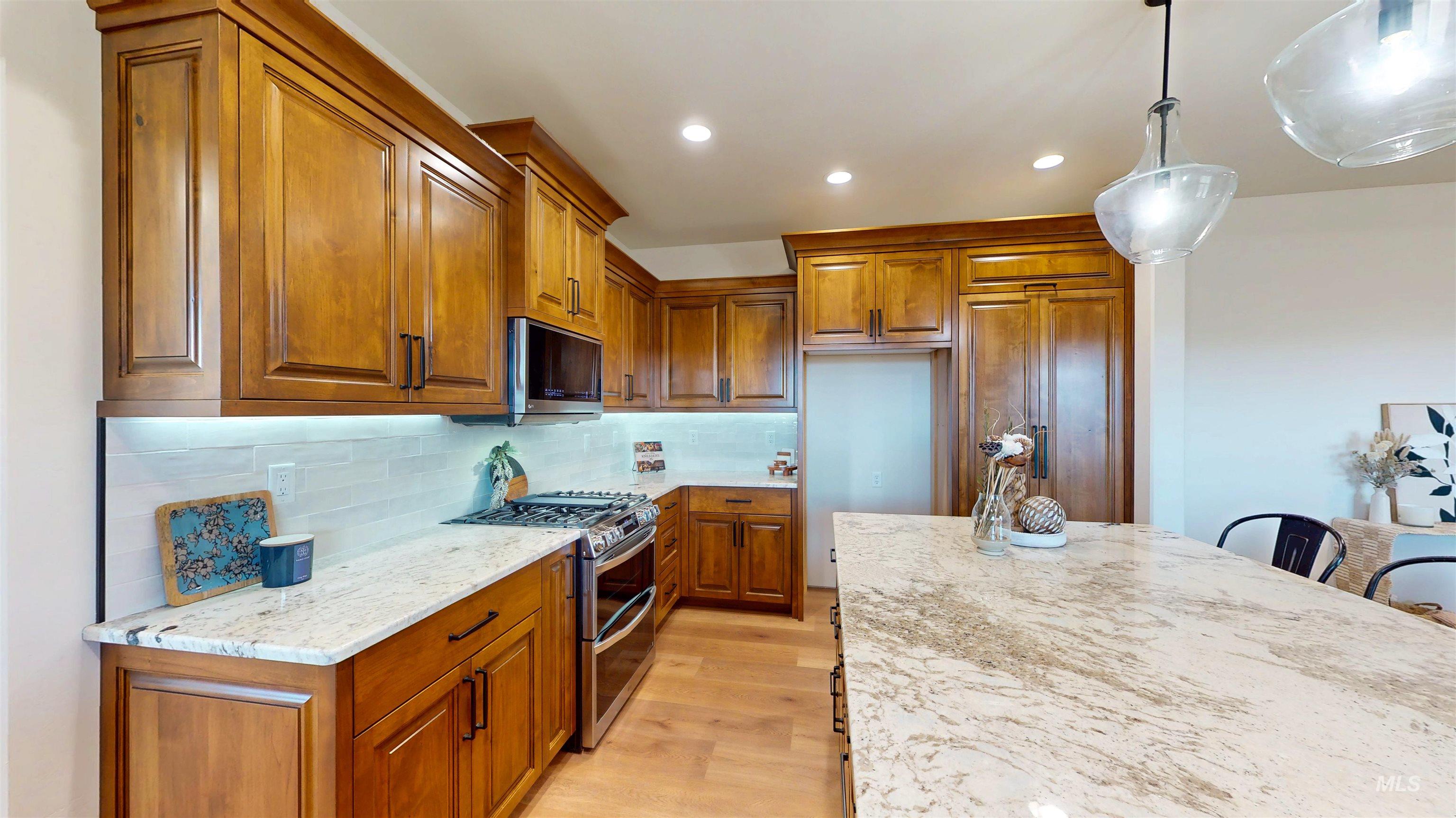 3675 E 3711 N, Kimberly, Idaho 83341, 4 Bedrooms, 3 Bathrooms, Residential For Sale, Price $689,000,MLS 98975169