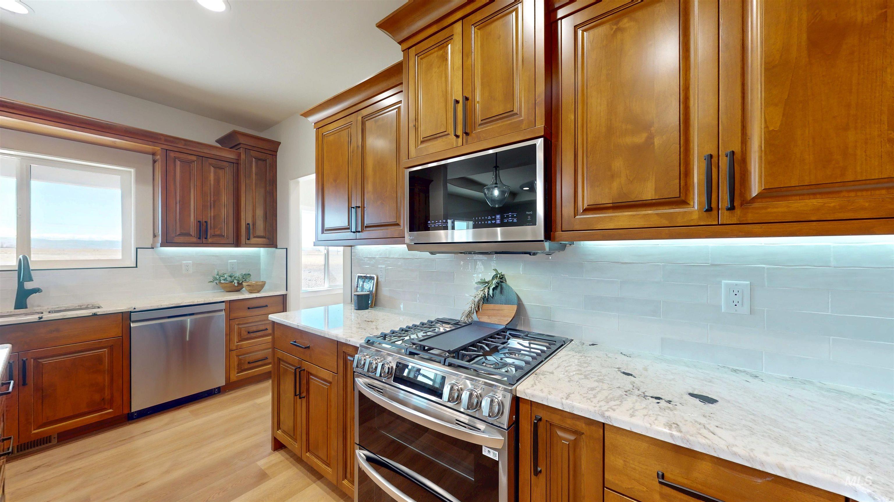 3675 E 3711 N, Kimberly, Idaho 83341, 4 Bedrooms, 3 Bathrooms, Residential For Sale, Price $689,000,MLS 98975169