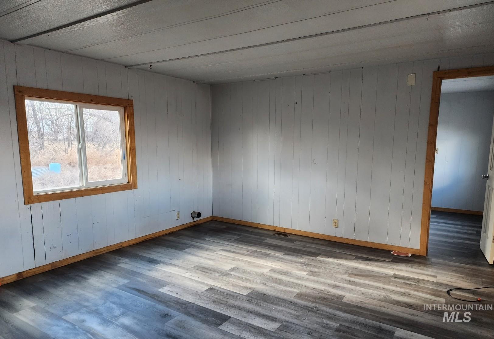 1853 McLay Road, Vale, Oregon 97918, 2 Bedrooms, 1 Bathroom, Residential For Sale, Price $199,000, 98975171