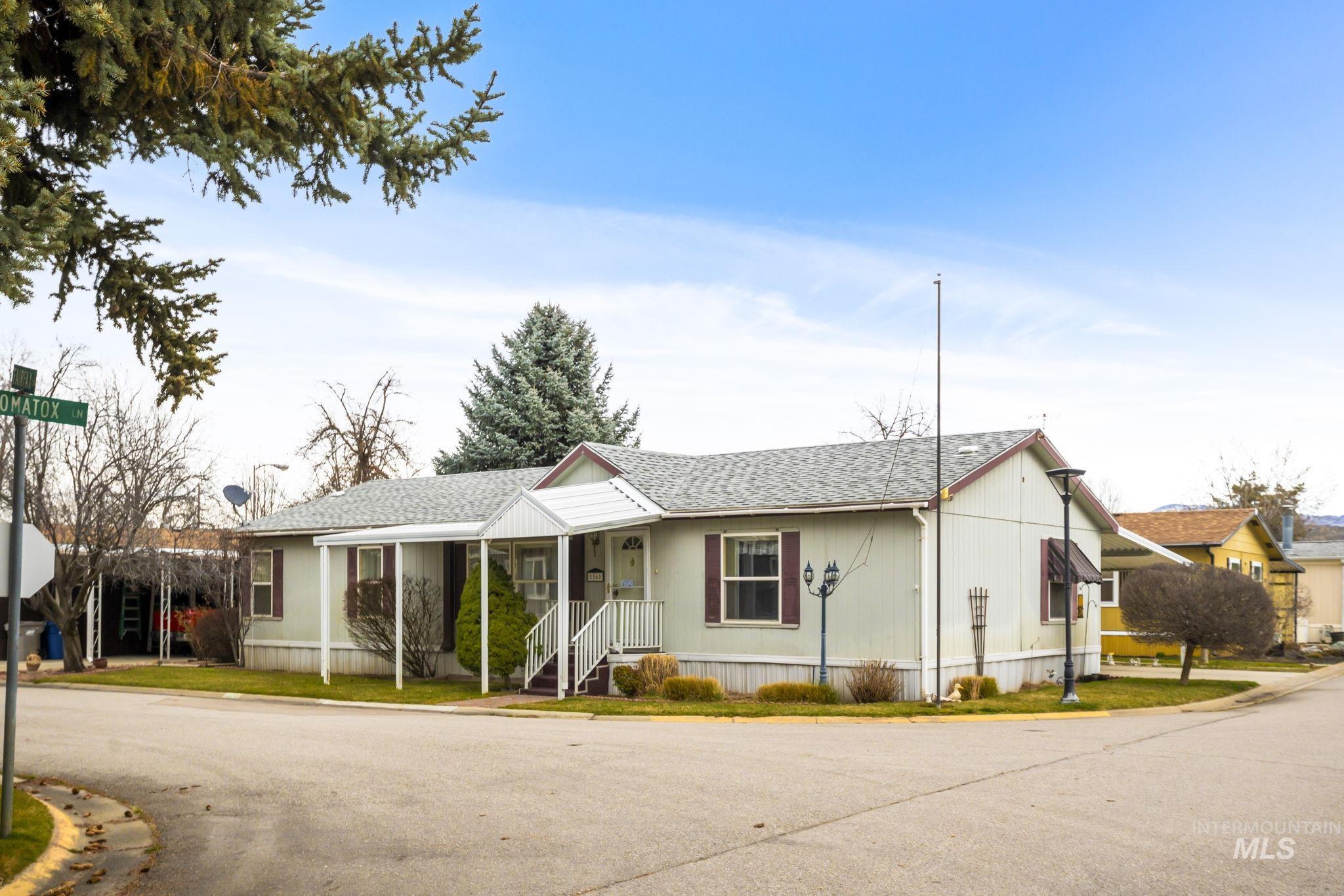 5560 N. Fairfax Ln, Garden City, Idaho 83714, 3 Bedrooms, 2 Bathrooms, Residential For Sale, Price $188,000,MLS 98975172