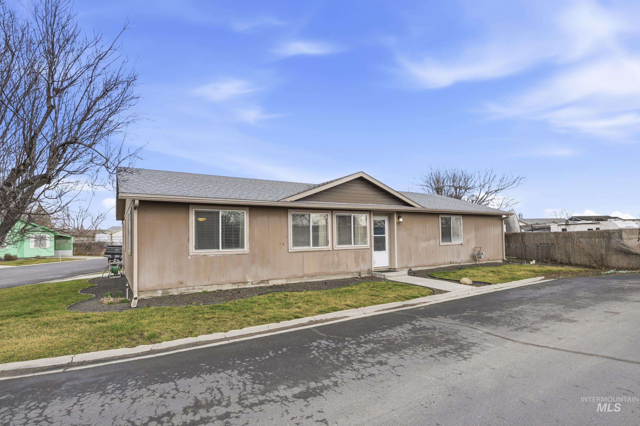 1907 W Flamingo Ave, Nampa, Idaho 83651, 2 Bedrooms, 2 Bathrooms, Residential For Sale, Price $160,000,MLS 98975173