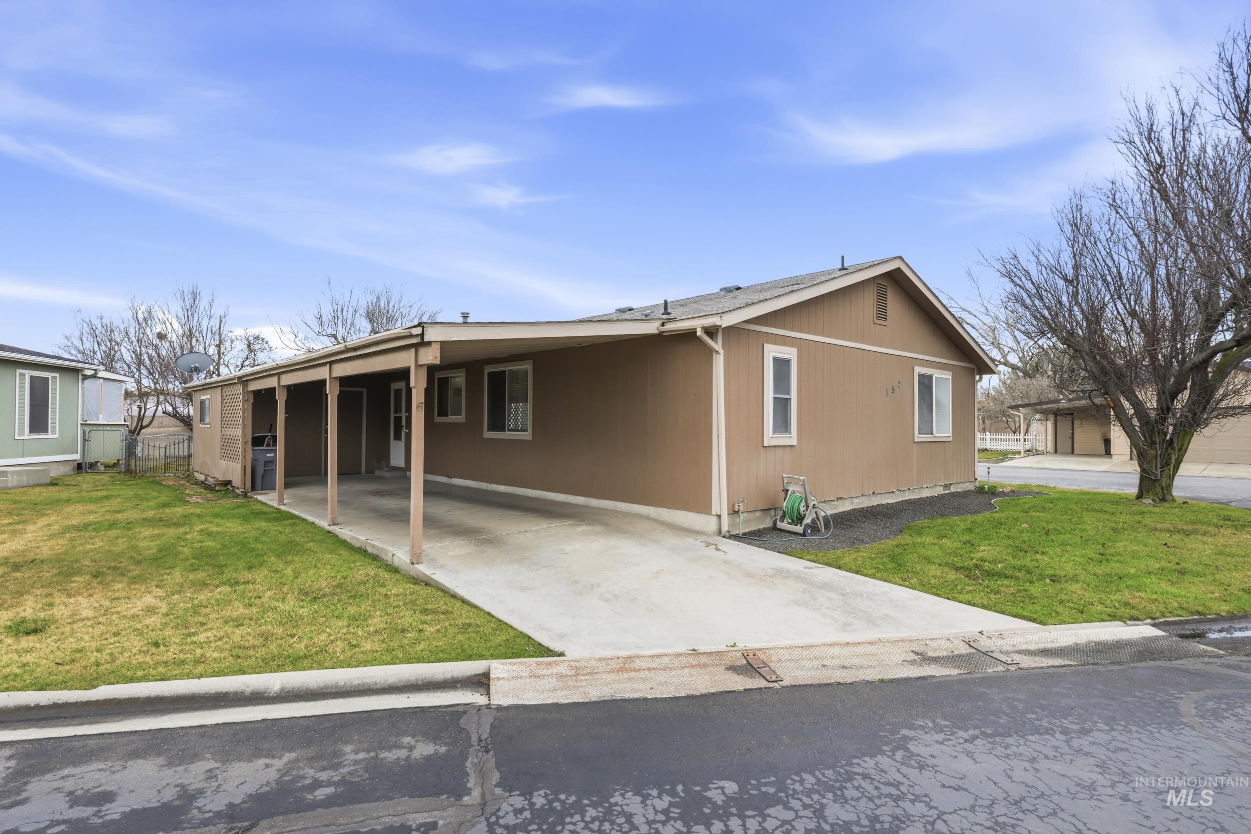 1907 W Flamingo Ave, Nampa, Idaho 83651, 2 Bedrooms, 2 Bathrooms, Residential For Sale, Price $160,000,MLS 98975173