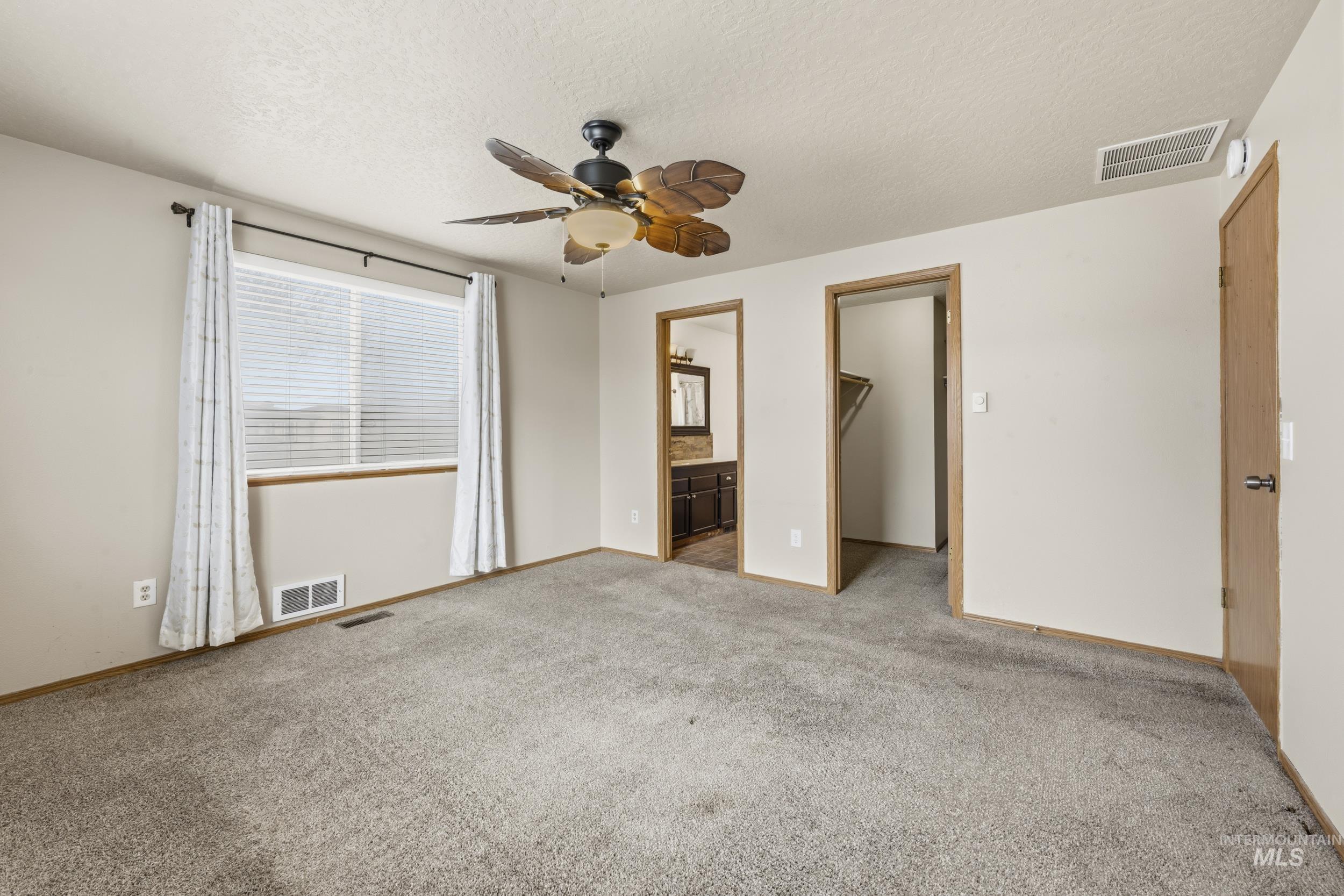 1907 W Flamingo Ave, Nampa, Idaho 83651, 2 Bedrooms, 2 Bathrooms, Residential For Sale, Price $160,000,MLS 98975173