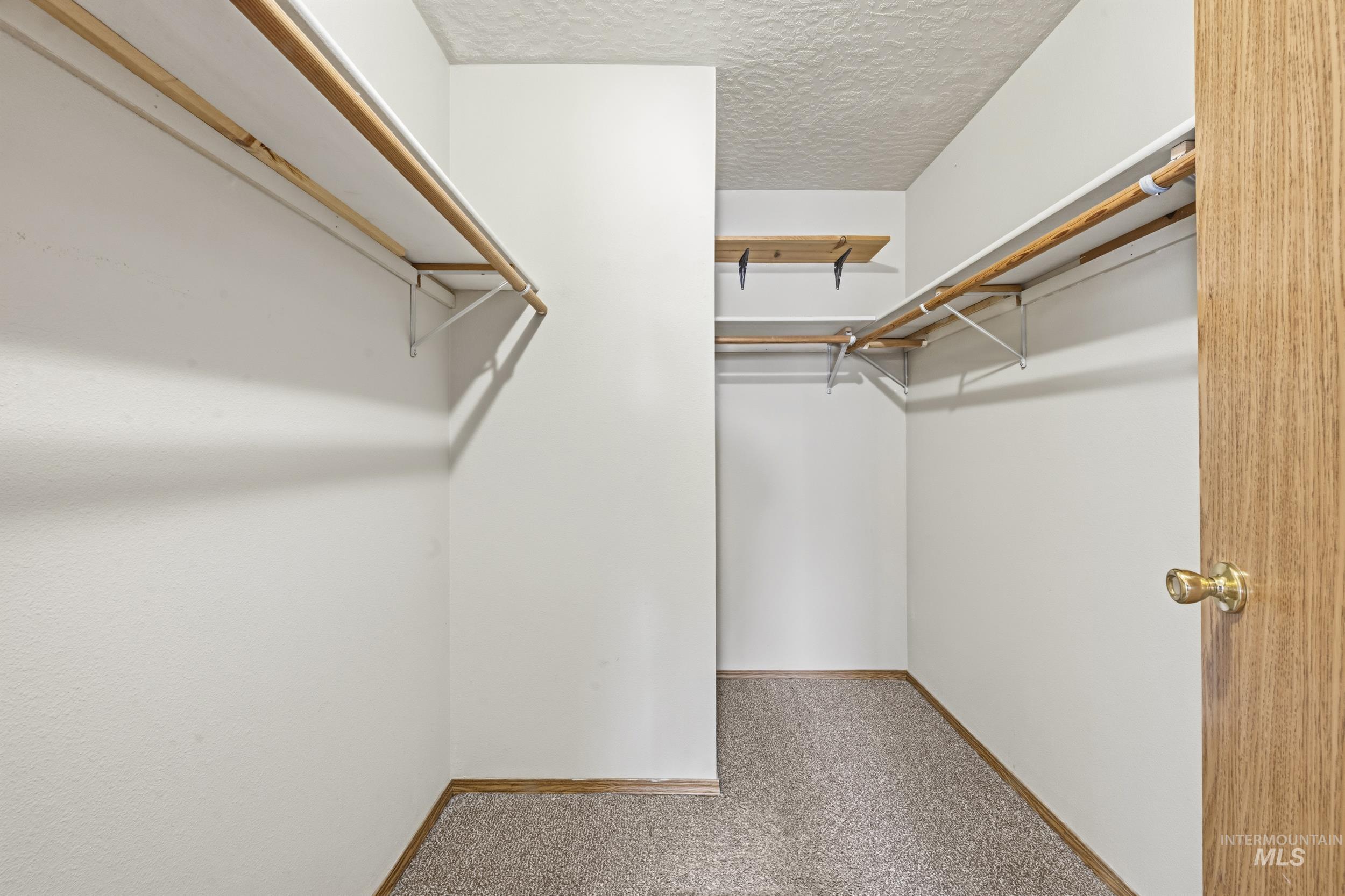 1907 W Flamingo Ave, Nampa, Idaho 83651, 2 Bedrooms, 2 Bathrooms, Residential For Sale, Price $160,000,MLS 98975173