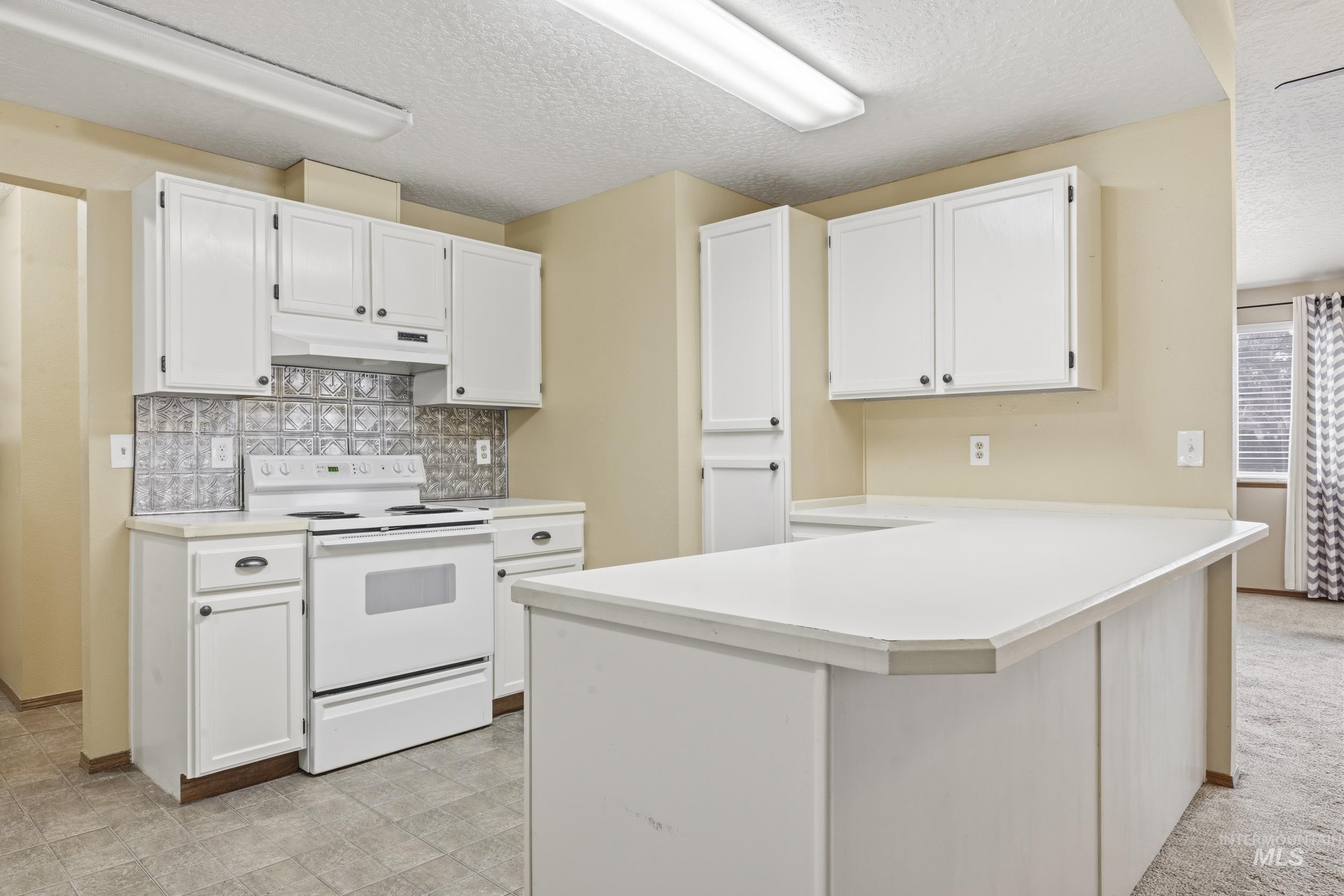 1907 W Flamingo Ave, Nampa, Idaho 83651, 2 Bedrooms, 2 Bathrooms, Residential For Sale, Price $160,000,MLS 98975173