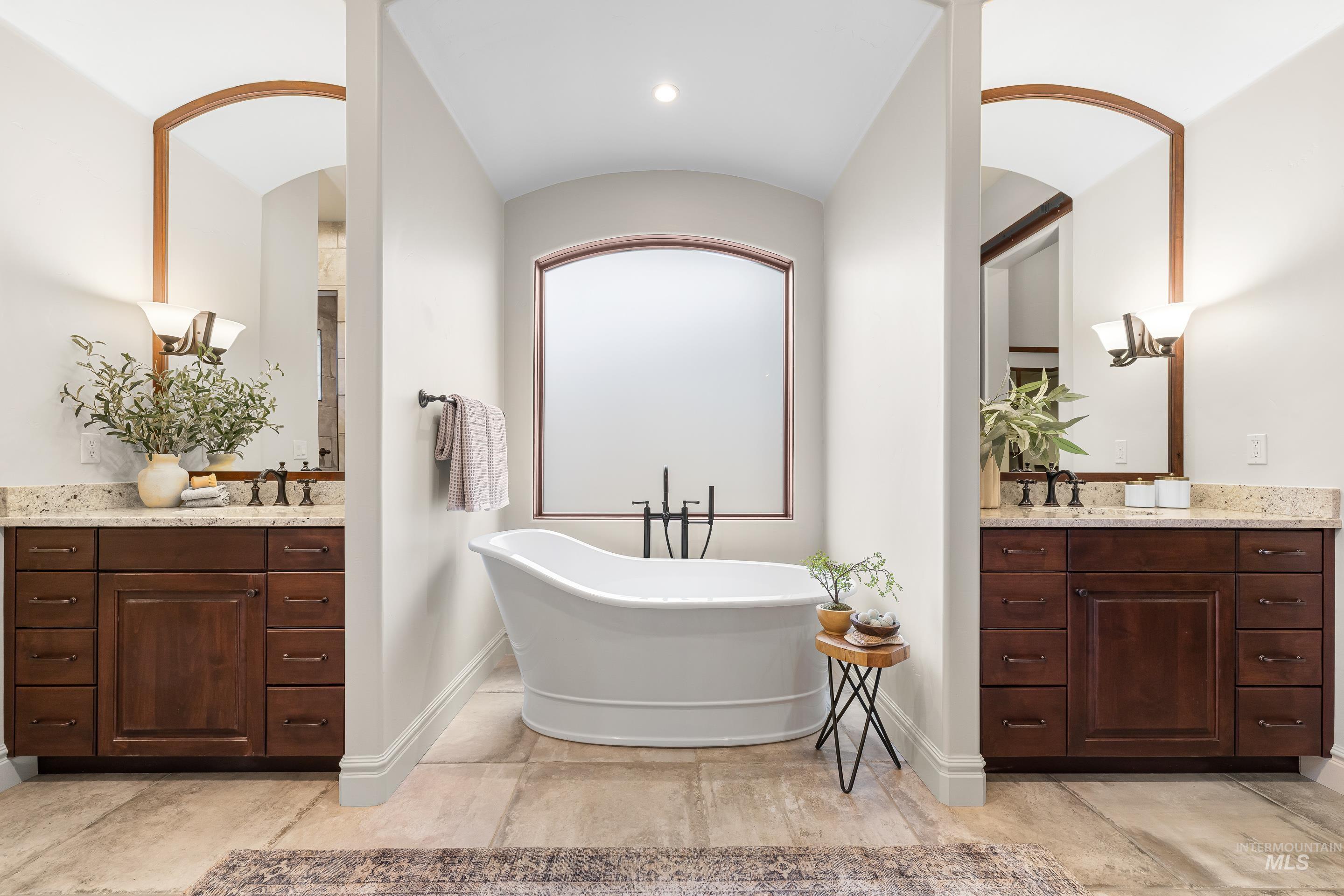 1658 E Crowne Pointe Dr, Eagle, Idaho 83616, 4 Bedrooms, 3.5 Bathrooms, Residential For Sale, Price $1,990,000,MLS 98975174