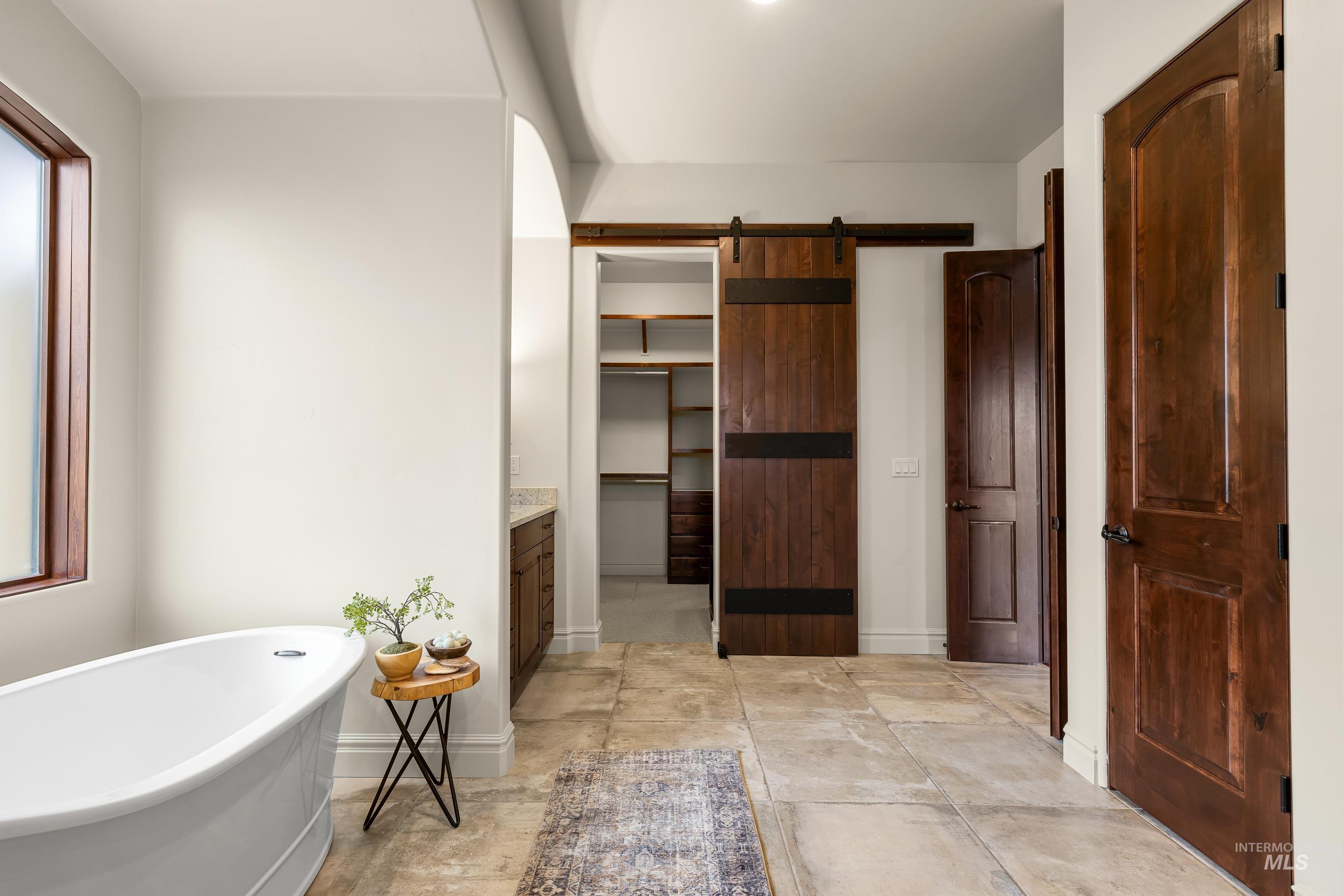 1658 E Crowne Pointe Dr, Eagle, Idaho 83616, 4 Bedrooms, 3.5 Bathrooms, Residential For Sale, Price $1,990,000,MLS 98975174