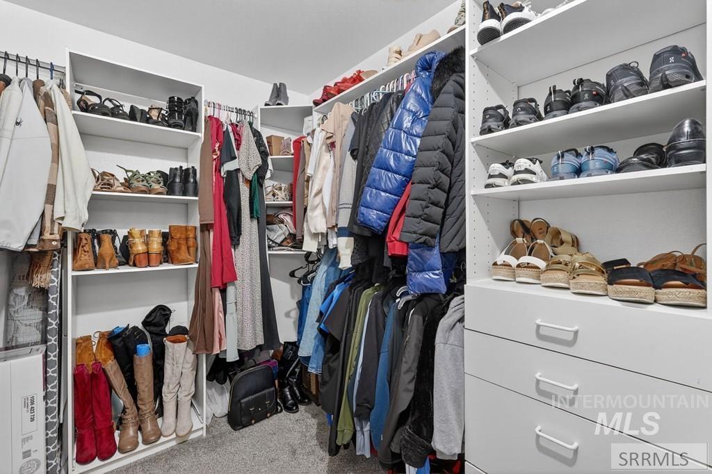 2070 Butte Street, Pocatello, Idaho 83201, 5 Bedrooms, 3 Bathrooms, Residential For Sale, Price $499,000, 98975177