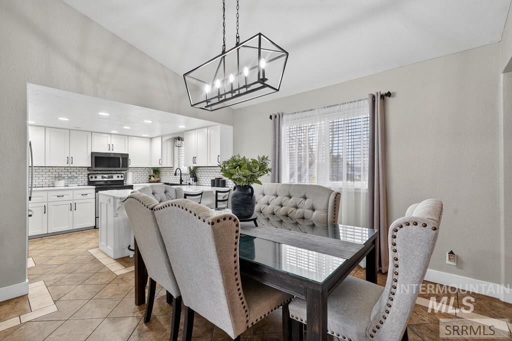 2070 Butte Street, Pocatello, Idaho 83201, 5 Bedrooms, 3 Bathrooms, Residential For Sale, Price $499,000, 98975177