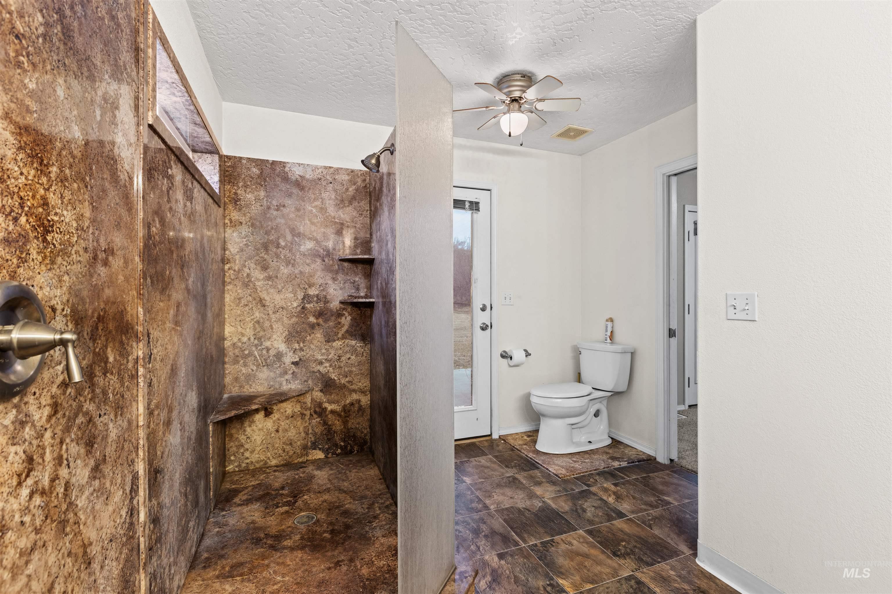 1004 Illinois Ave, Caldwell, Idaho 83605, 3 Bedrooms, 2 Bathrooms, Residential For Sale, Price $875,000,MLS 98975178