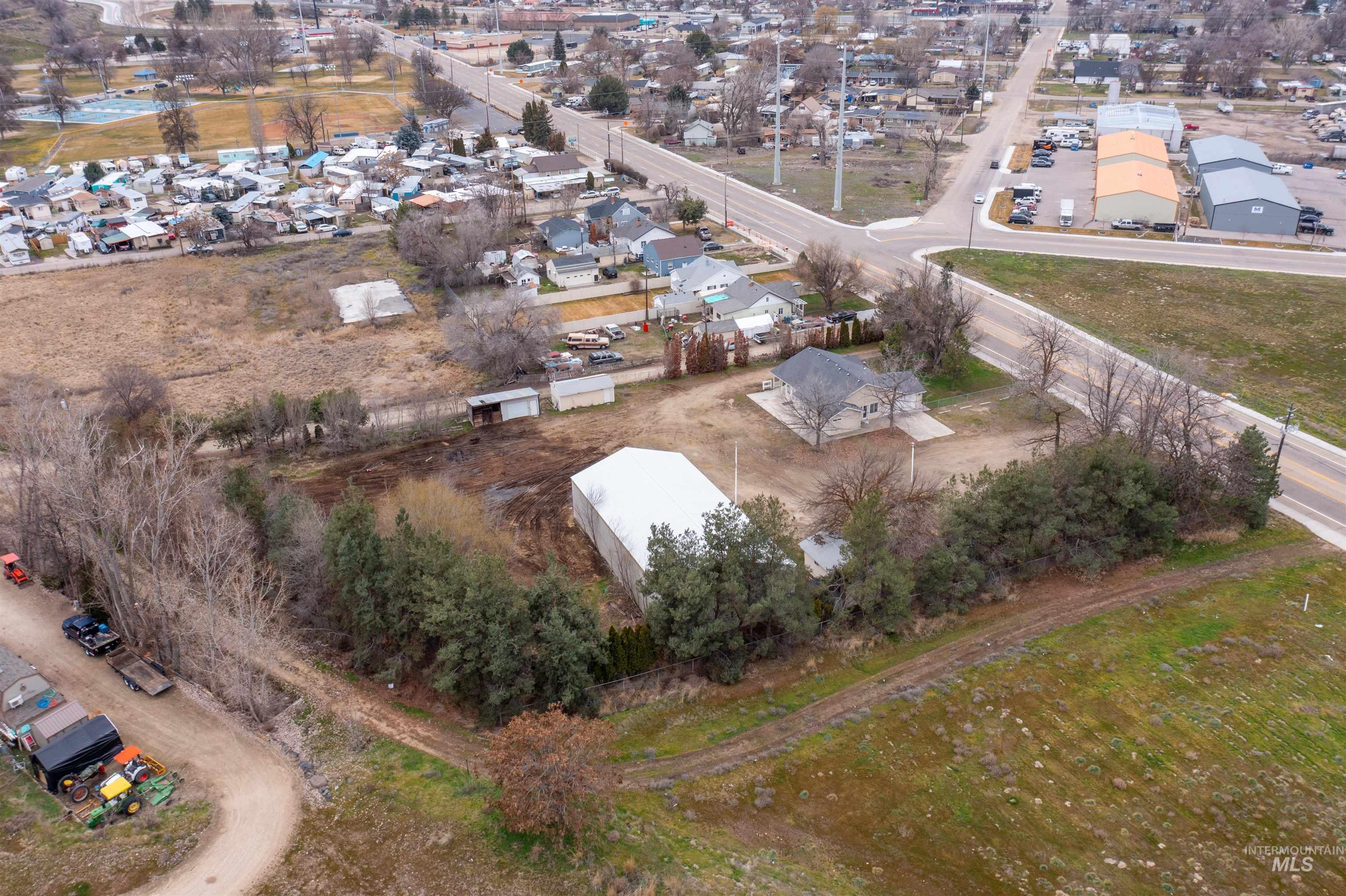 1004 Illinois Ave, Caldwell, Idaho 83605, 3 Bedrooms, 2 Bathrooms, Residential For Sale, Price $875,000,MLS 98975178