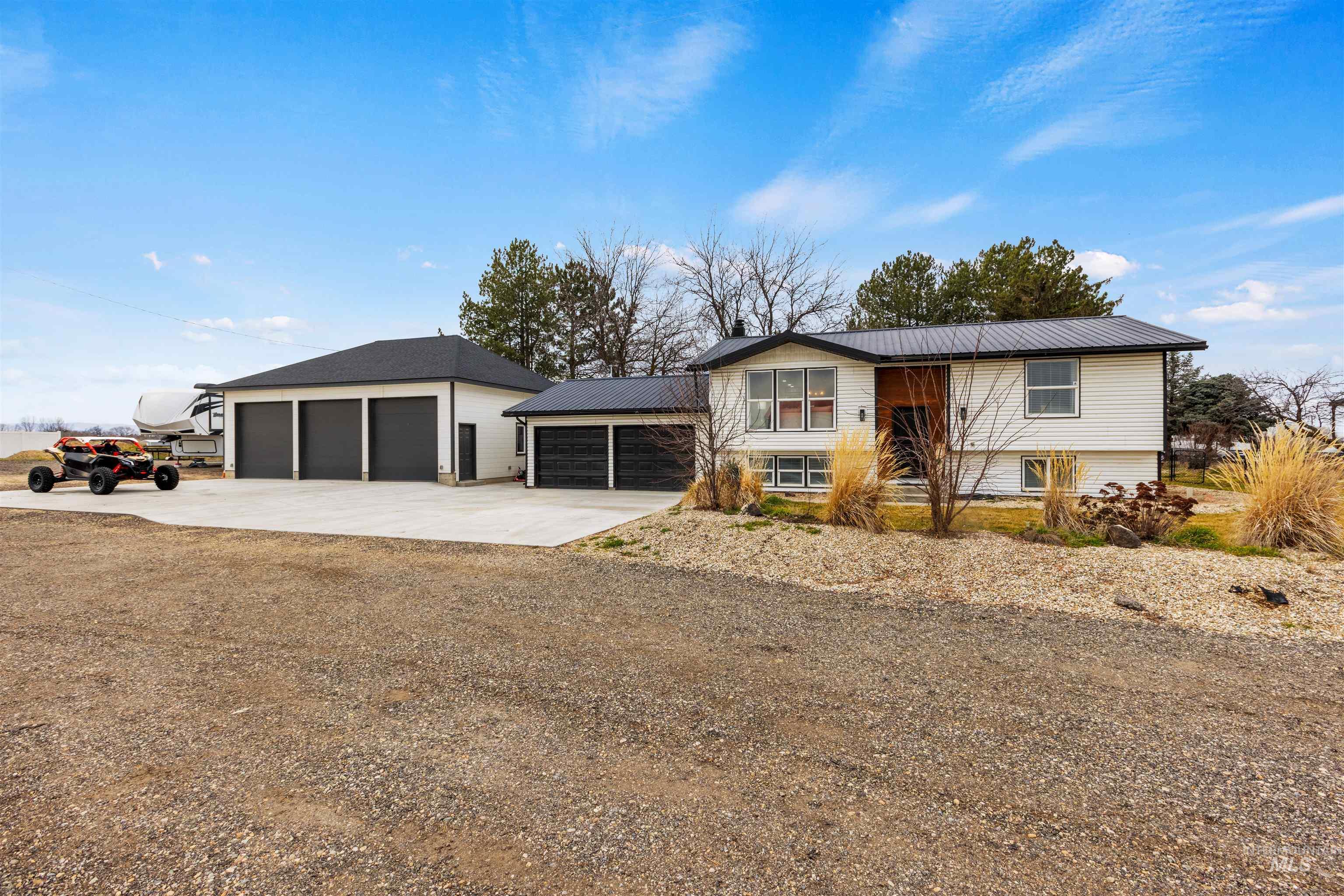 11583 Orchard Ave, Nampa, Idaho 83651, 4 Bedrooms, 2 Bathrooms, Residential For Sale, Price $1,150,000,MLS 98975180