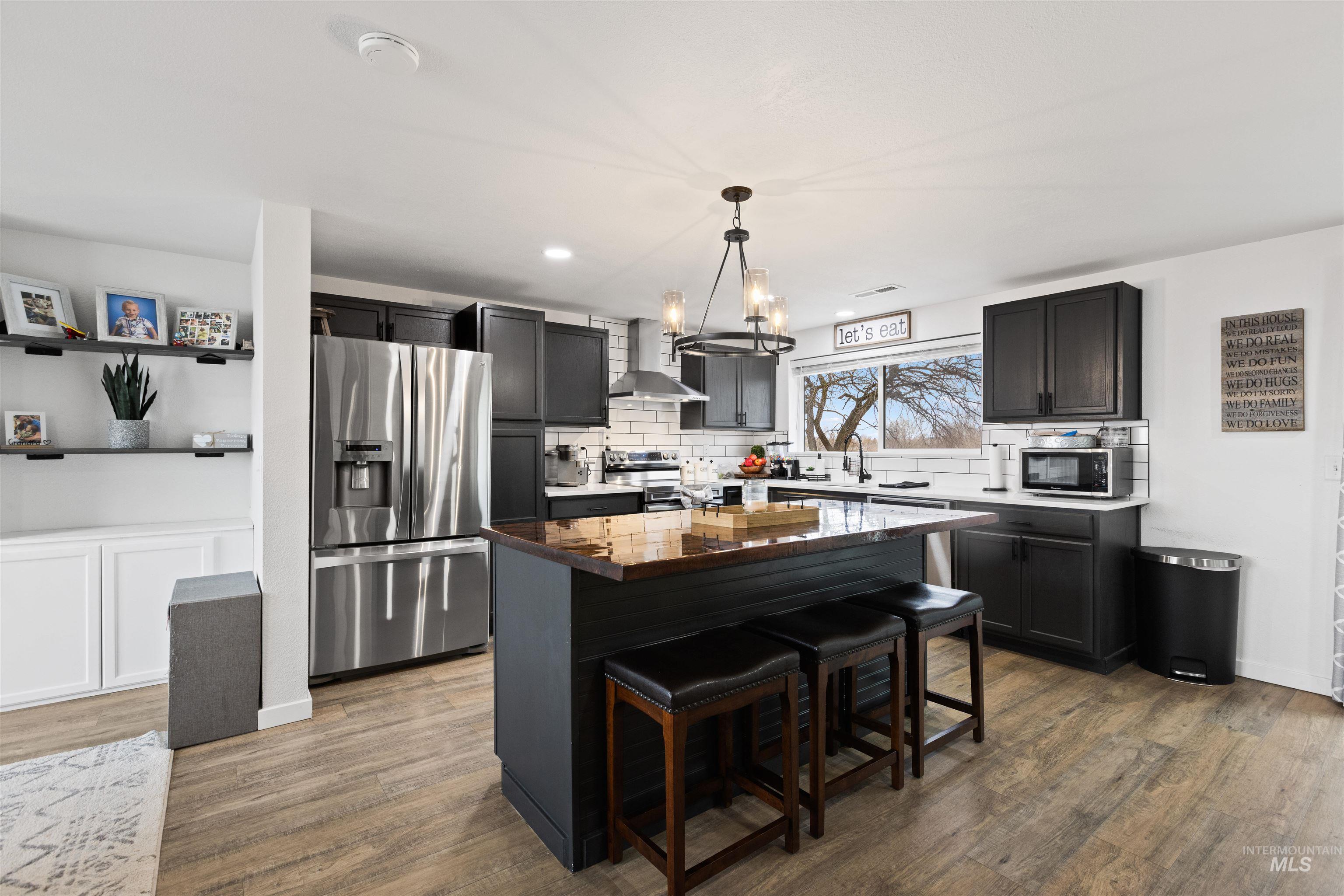 11583 Orchard Ave, Nampa, Idaho 83651, 4 Bedrooms, 2 Bathrooms, Residential For Sale, Price $1,350,000,MLS 98975180