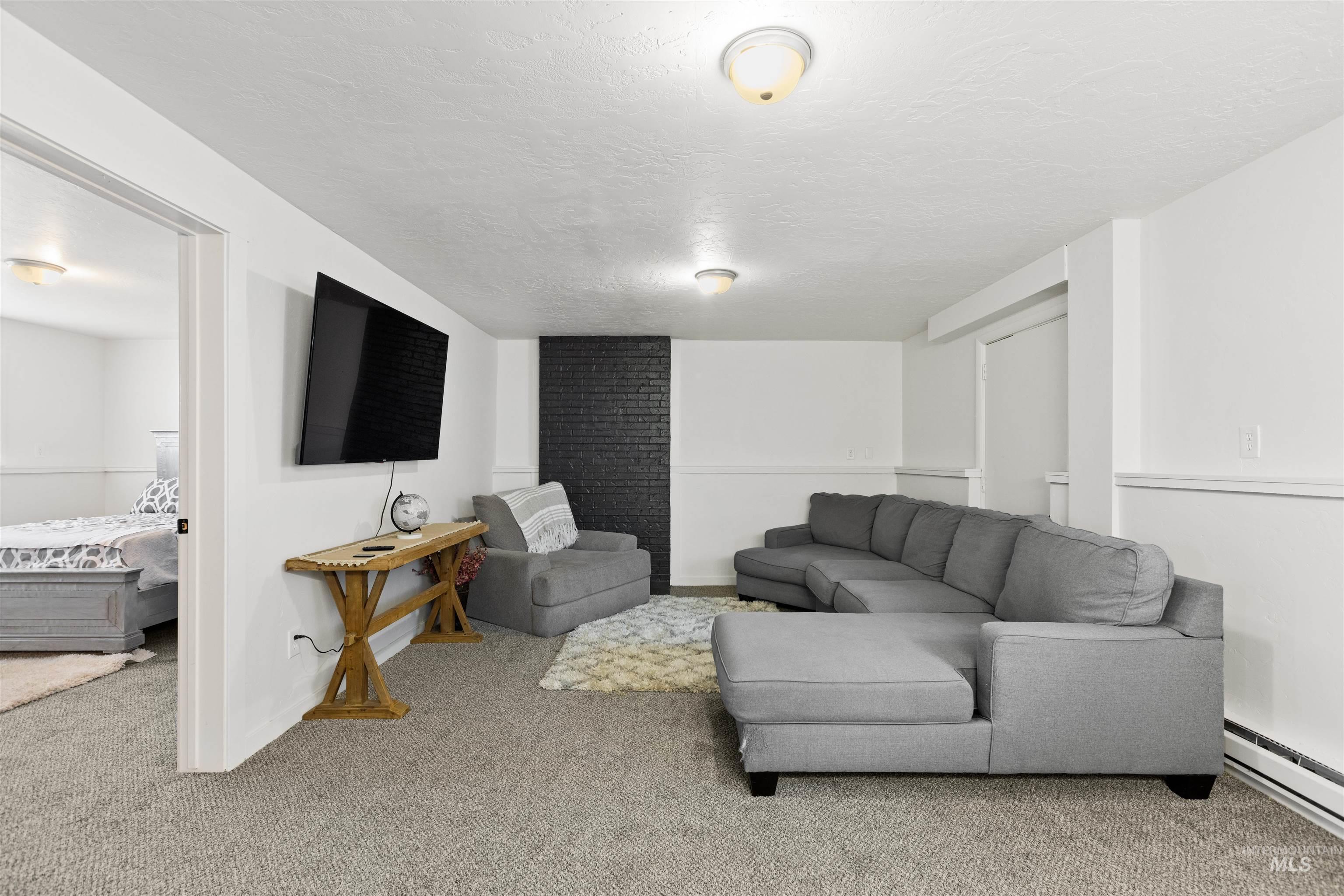 11583 Orchard Ave, Nampa, Idaho 83651, 4 Bedrooms, 2 Bathrooms, Residential For Sale, Price $1,350,000,MLS 98975180