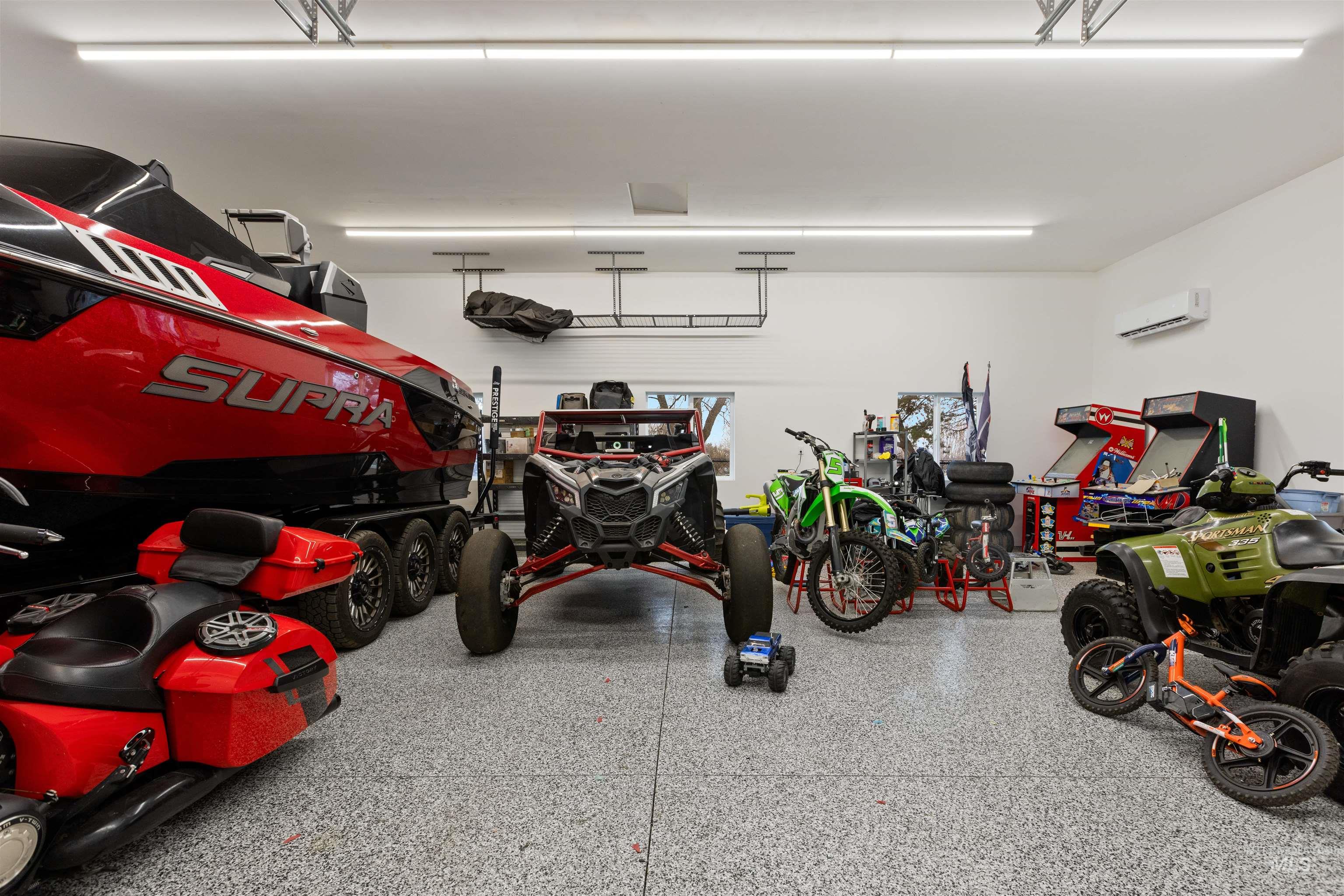 11583 Orchard Ave, Nampa, Idaho 83651, 4 Bedrooms, 2 Bathrooms, Residential For Sale, Price $1,350,000,MLS 98975180