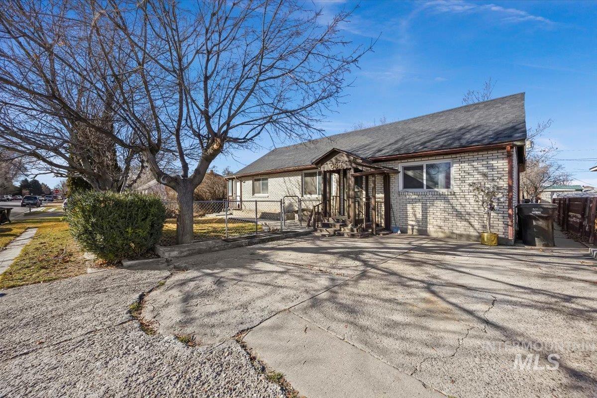 534 Miller Ave, Burley, Idaho 83318, 4 Bedrooms, 2 Bathrooms, Residential For Sale, Price $249,900,MLS 98975182