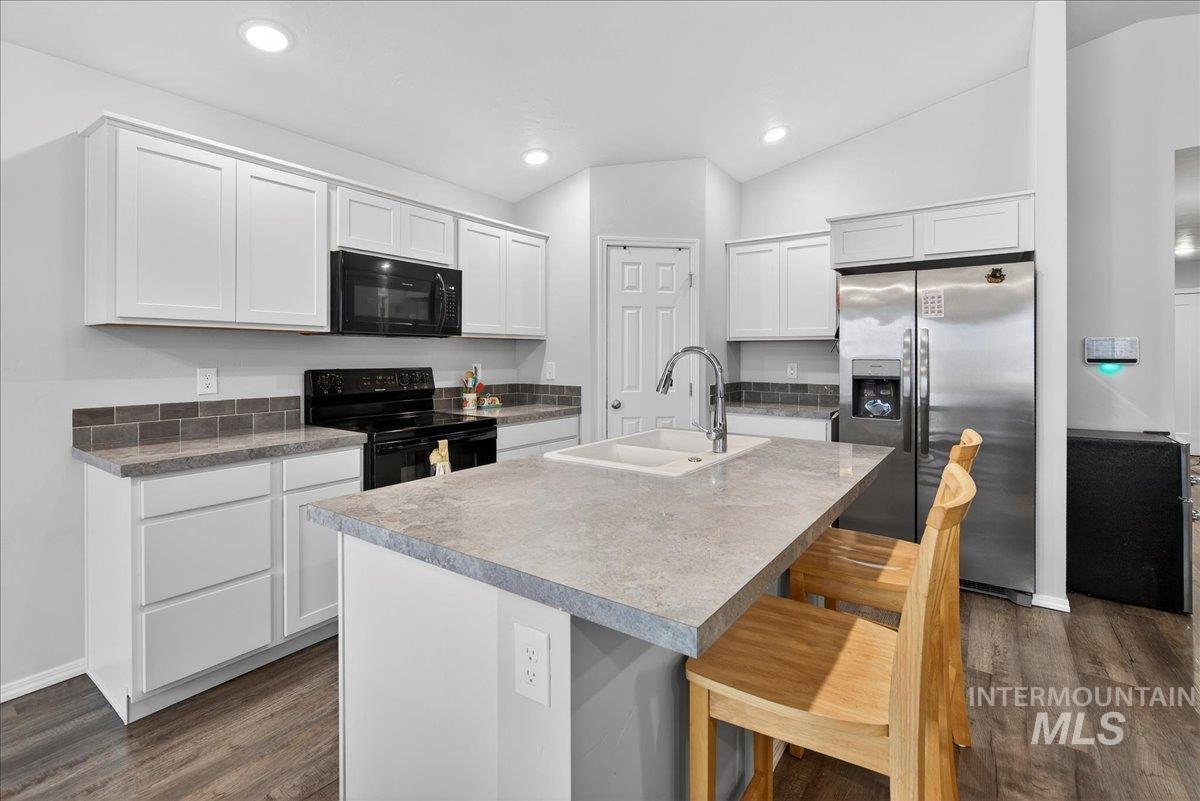 13539 Nisene Dr, Caldwell, Idaho 83607, 3 Bedrooms, 2 Bathrooms, Residential For Sale, Price $385,000, 98975185