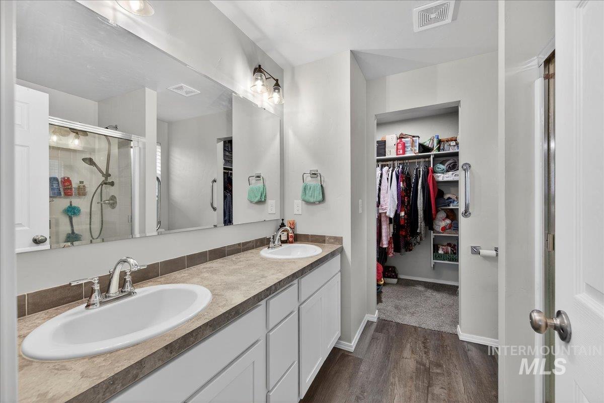 13539 Nisene Dr, Caldwell, Idaho 83607, 3 Bedrooms, 2 Bathrooms, Residential For Sale, Price $373,999,MLS 98975185