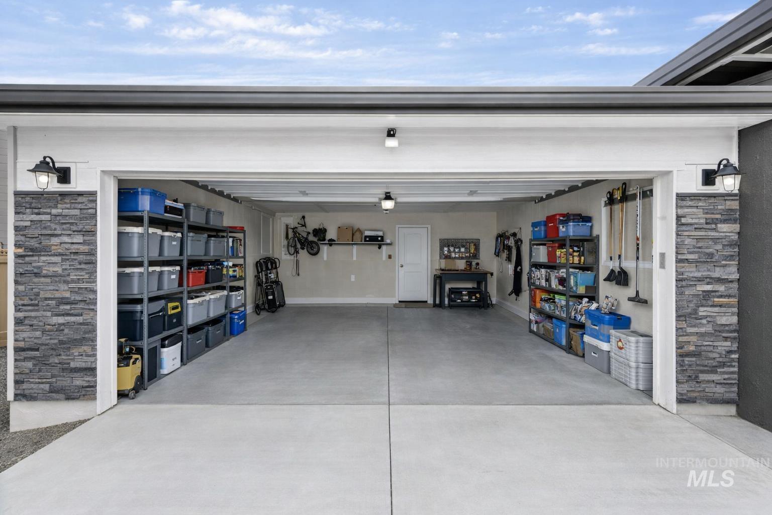 13539 Nisene Dr, Caldwell, Idaho 83607, 3 Bedrooms, 2 Bathrooms, Residential For Sale, Price $373,999,MLS 98975185