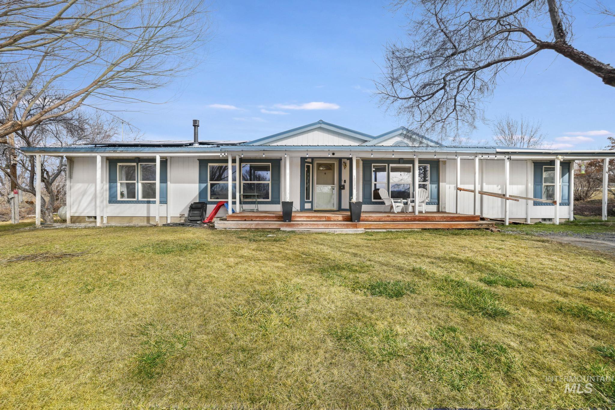 4424 N 1325 E, Buhl, Idaho 83316, 3 Bedrooms, 2 Bathrooms, Residential For Sale, Price $460,000, 98975187