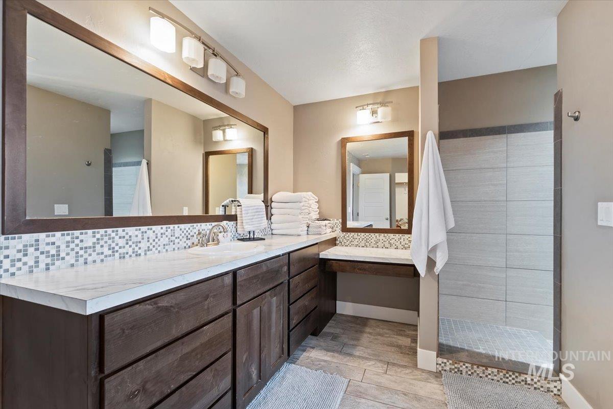 4200 S Raintree Dr, Nampa, Idaho 83686-6487, 4 Bedrooms, 2.5 Bathrooms, Residential For Sale, Price $429,900, 98975190