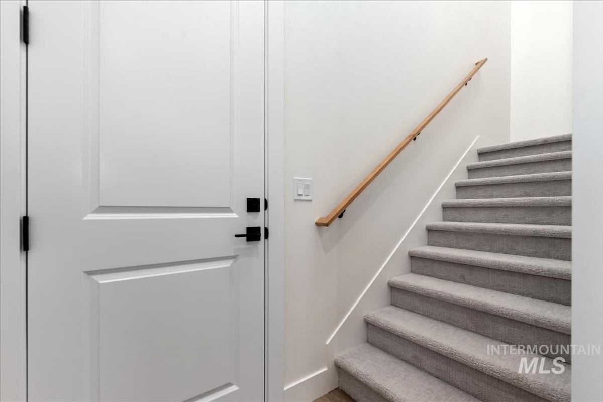 11170 S Corballis Ln, Kuna, Idaho 83634, 3 Bedrooms, 3 Bathrooms, Residential For Sale, Price $684,880,MLS 98975191