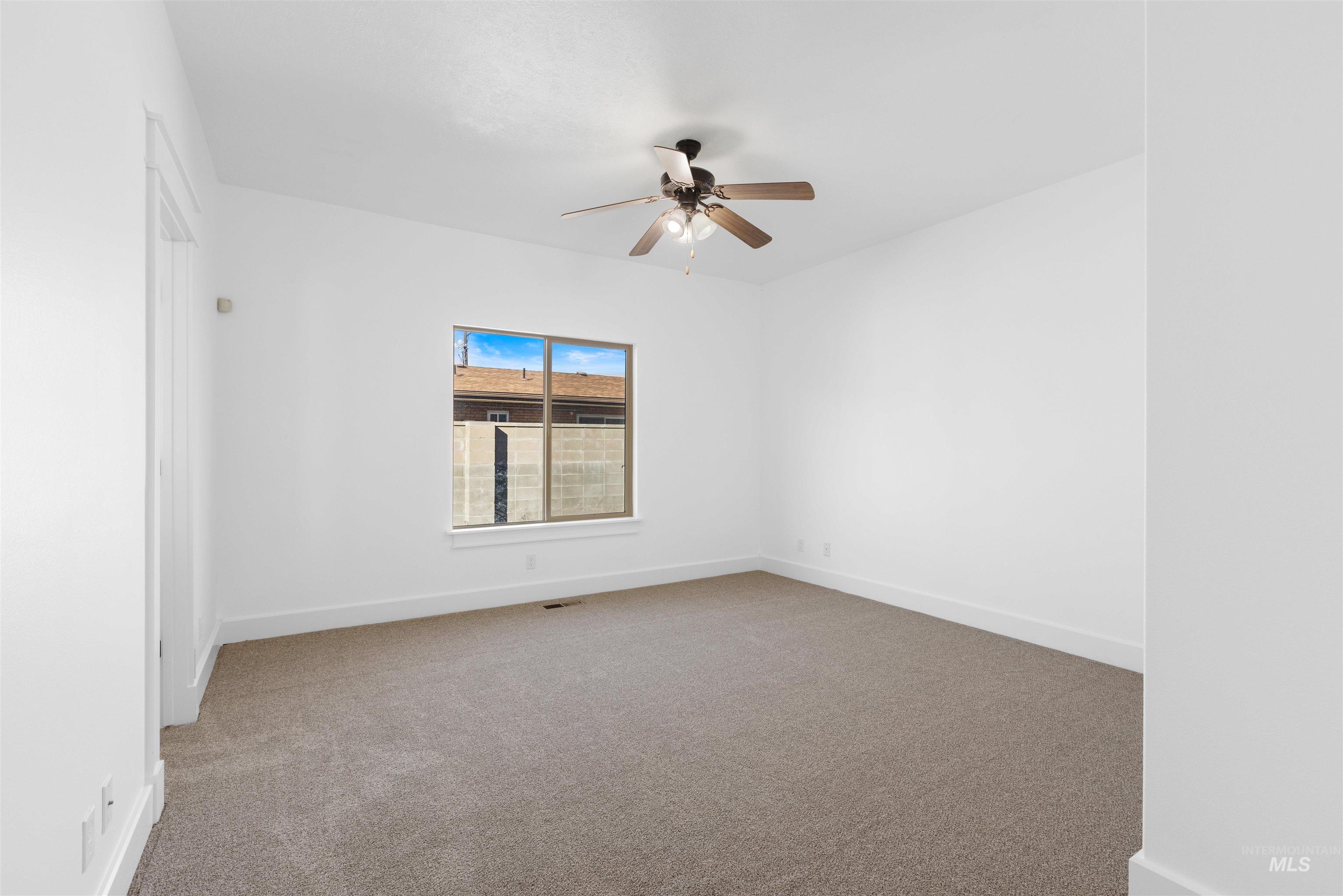 16947 N Thurgood Loop, Nampa, Idaho 83687, 4 Bedrooms, 2 Bathrooms, Residential For Sale, Price $450,000,MLS 98975199