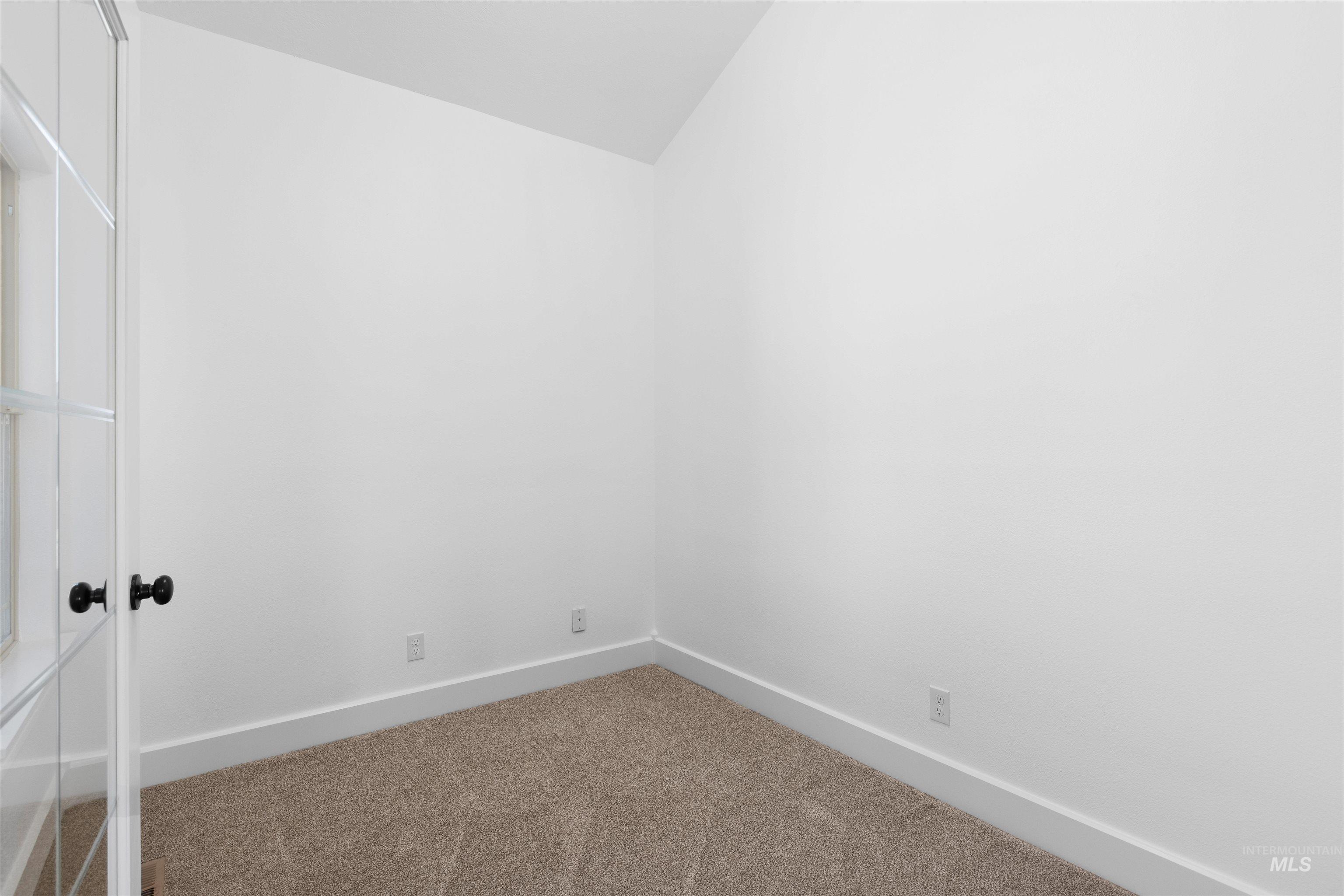 16947 N Thurgood Loop, Nampa, Idaho 83687, 4 Bedrooms, 2 Bathrooms, Residential For Sale, Price $450,000,MLS 98975199