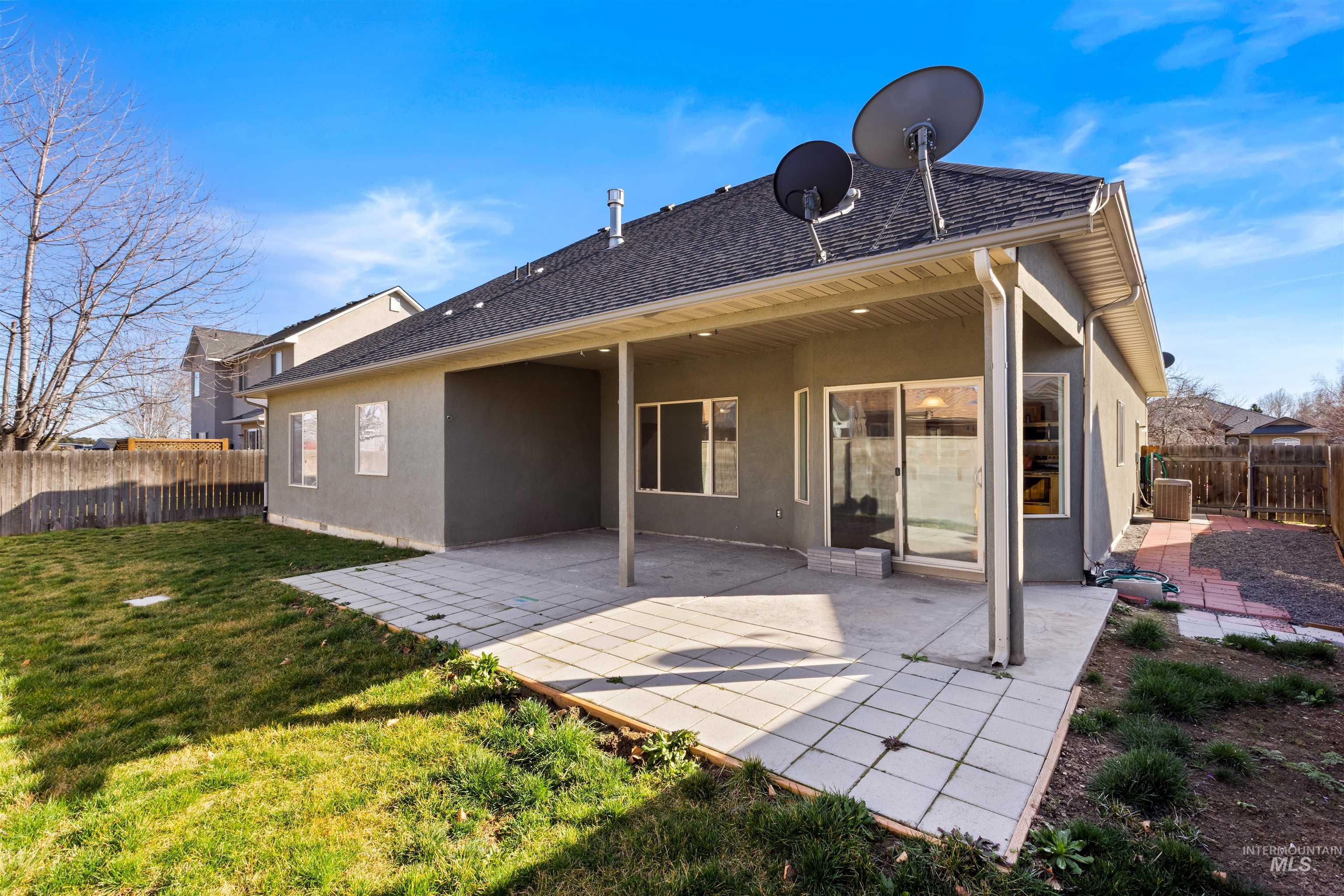 16947 N Thurgood Loop, Nampa, Idaho 83687, 4 Bedrooms, 2 Bathrooms, Residential For Sale, Price $450,000,MLS 98975199