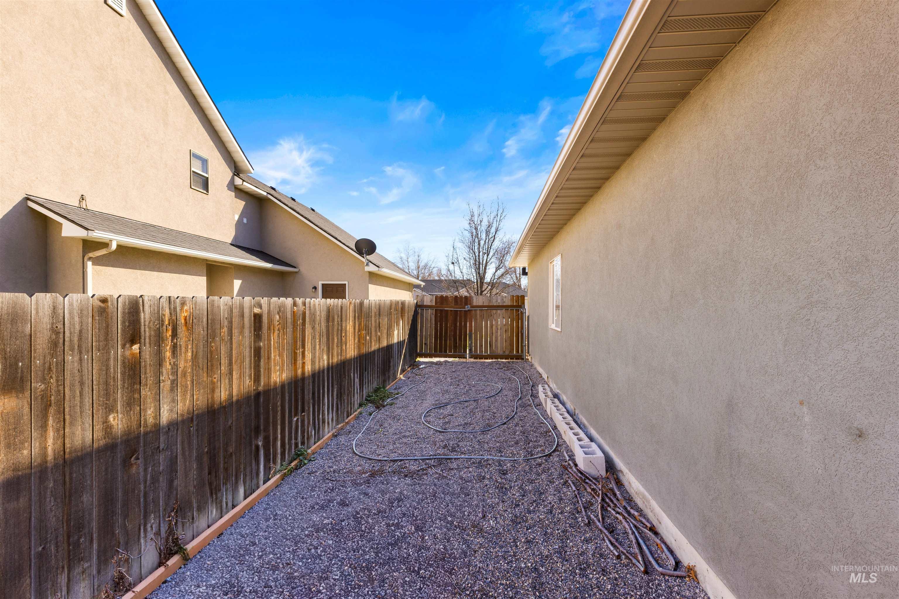 16947 N Thurgood Loop, Nampa, Idaho 83687, 4 Bedrooms, 2 Bathrooms, Residential For Sale, Price $450,000,MLS 98975199