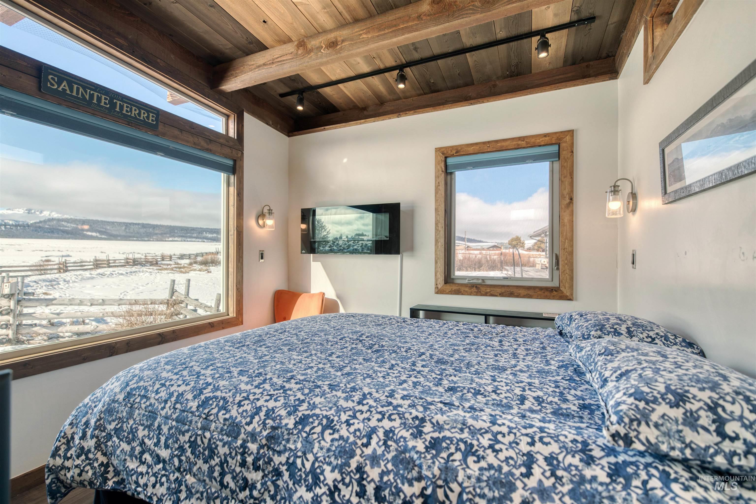 955 Eva Falls Ave, Stanley, Idaho 83278, 1 Bedroom, 1 Bathroom, Residential For Sale, Price $289,900,MLS 98975200