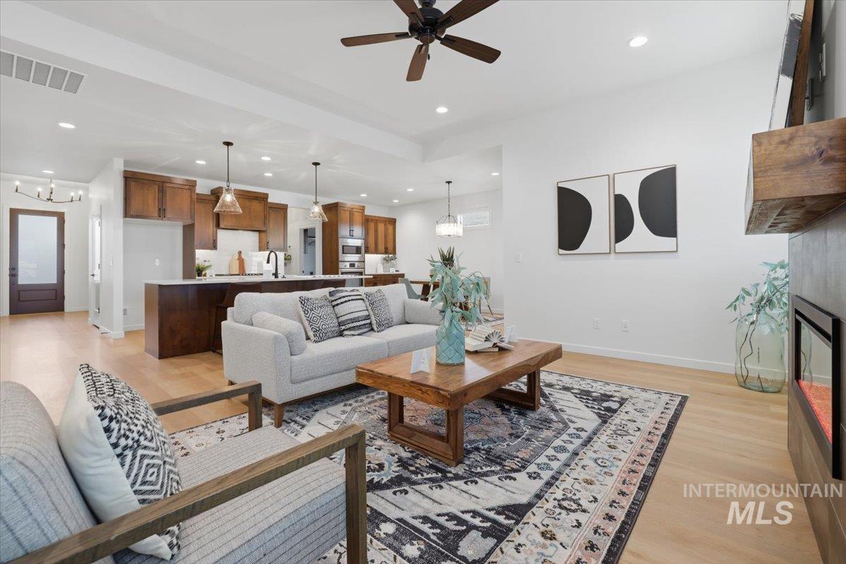 1716 Kayak Rd, Emmett, Idaho 83617, 3 Bedrooms, 2 Bathrooms, Residential For Sale, Price $493,750, 98975206