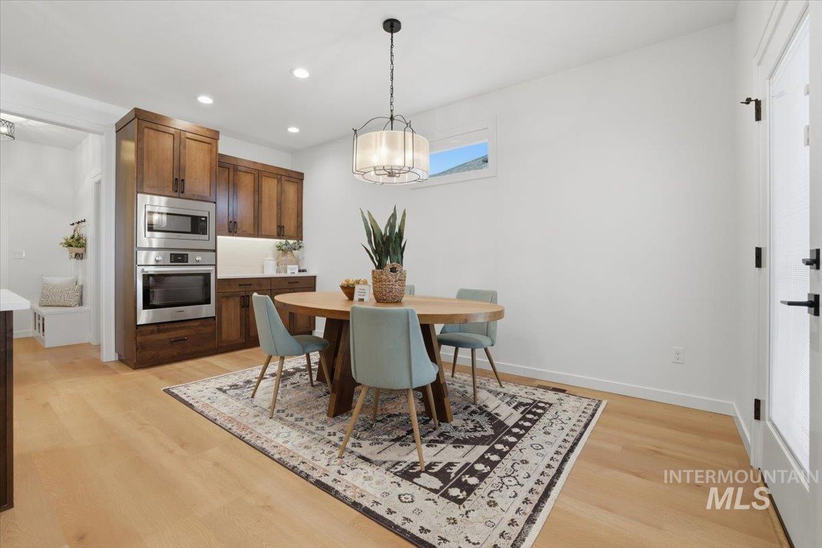 1716 Kayak Rd, Emmett, Idaho 83617, 3 Bedrooms, 2 Bathrooms, Residential For Sale, Price $493,750, 98975206