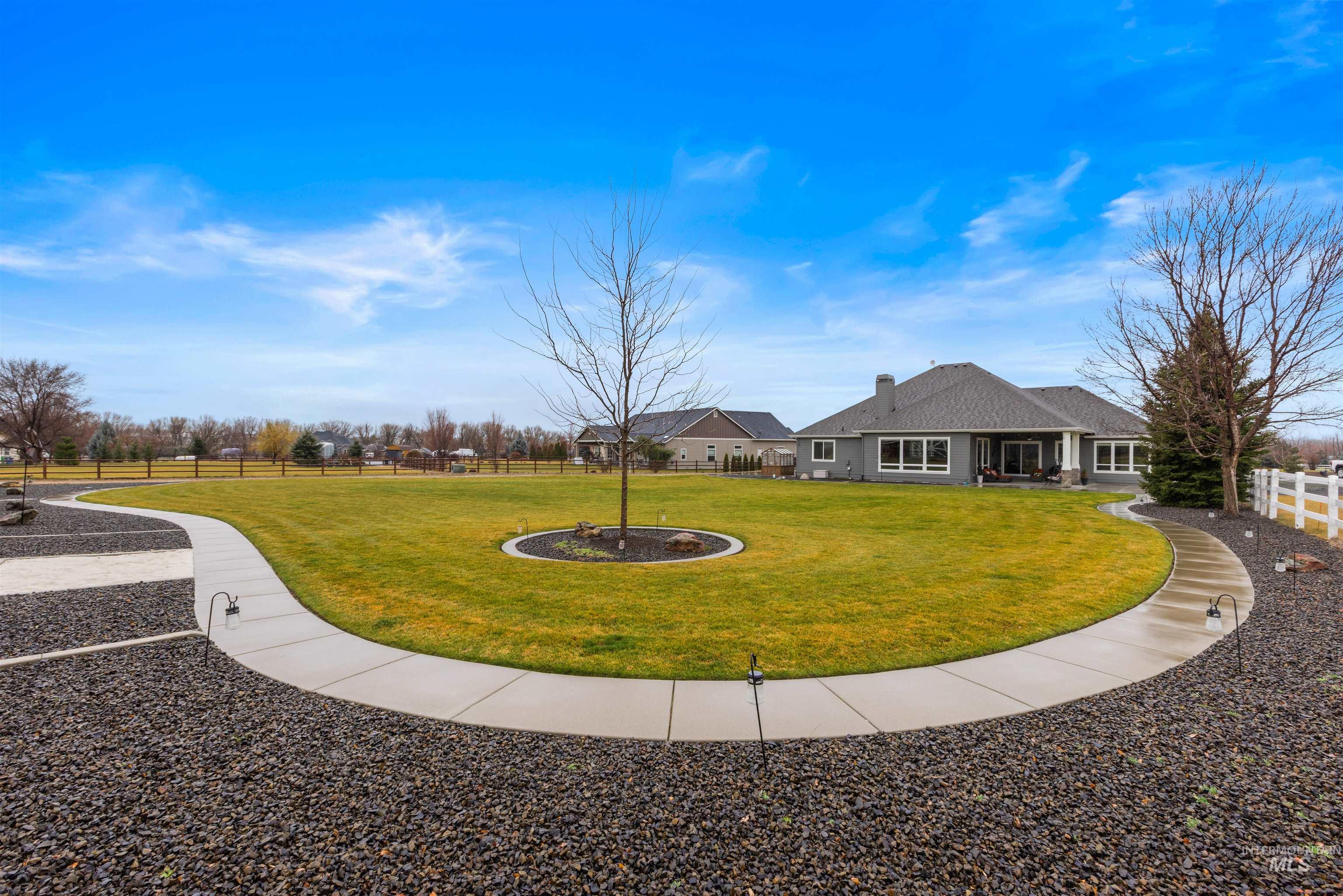 25810 Amble Way, Middleton, Idaho 83644, 5 Bedrooms, 4.5 Bathrooms, Residential For Sale, Price $1,599,000, 98975211