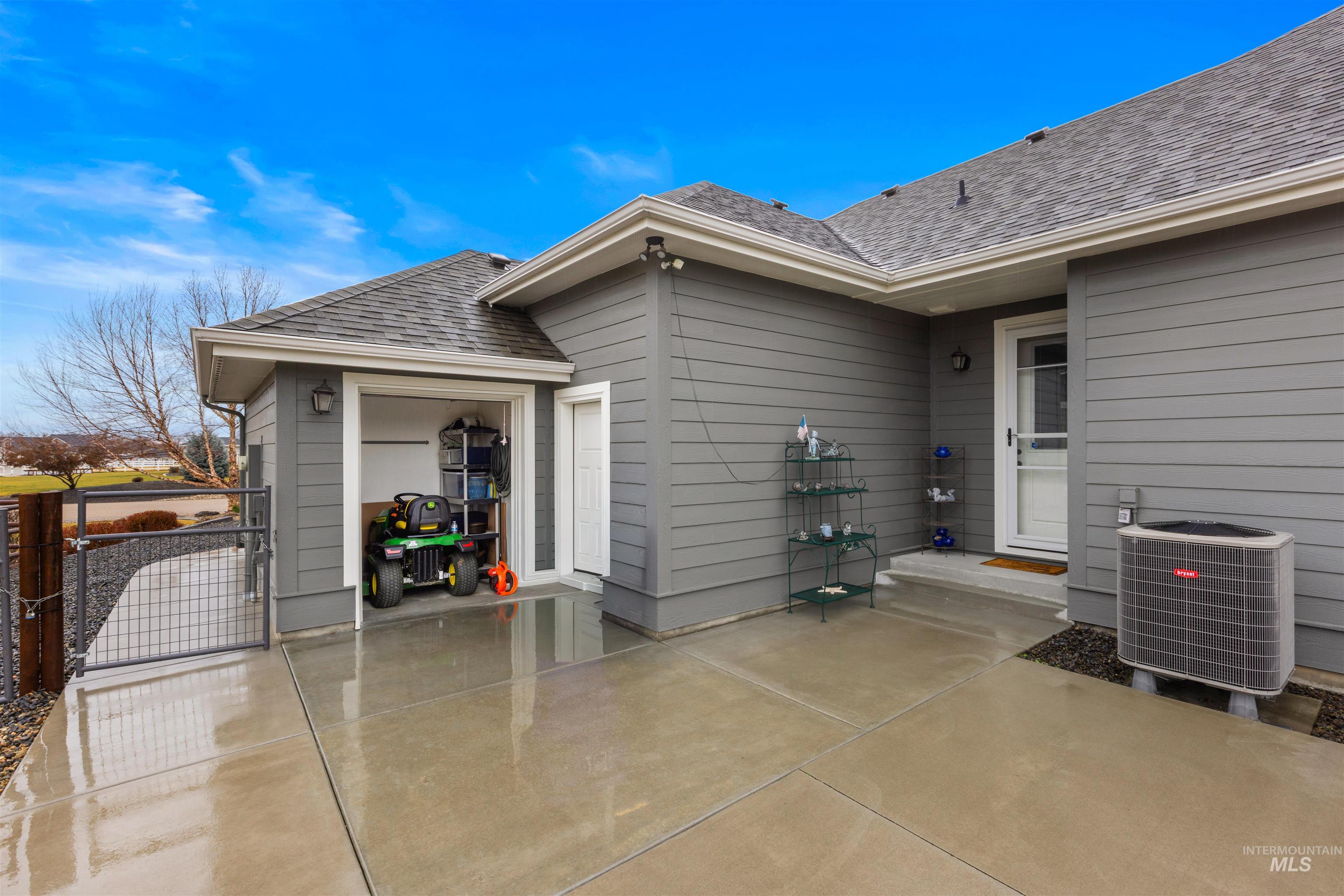 25810 Amble Way, Middleton, Idaho 83644, 5 Bedrooms, 4.5 Bathrooms, Residential For Sale, Price $1,599,000, 98975211