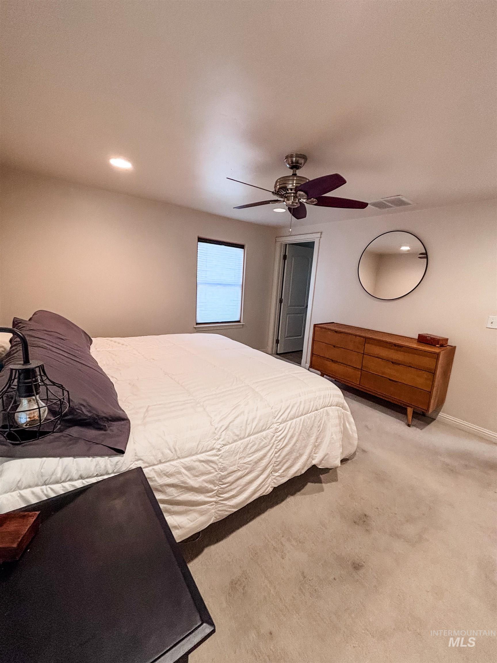 743 N Horseshoe Bend Rd, Eagle, Idaho 83616, 4 Bedrooms, 2.5 Bathrooms, Residential For Sale, Price $575,000,MLS 98975212