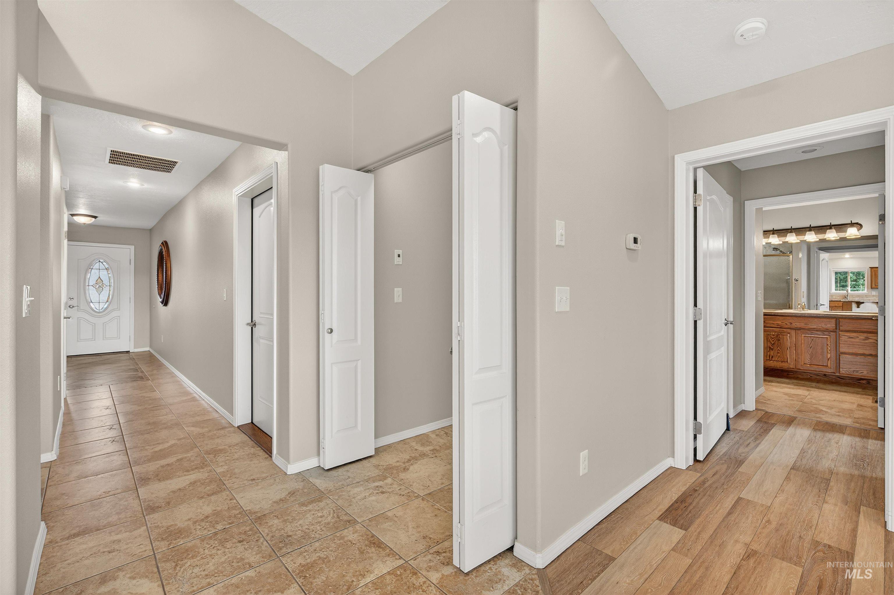 3524 10th Street, Lewiston, Idaho 83501, 3 Bedrooms, 2 Bathrooms, Residential For Sale, Price $419,000,MLS 98975218