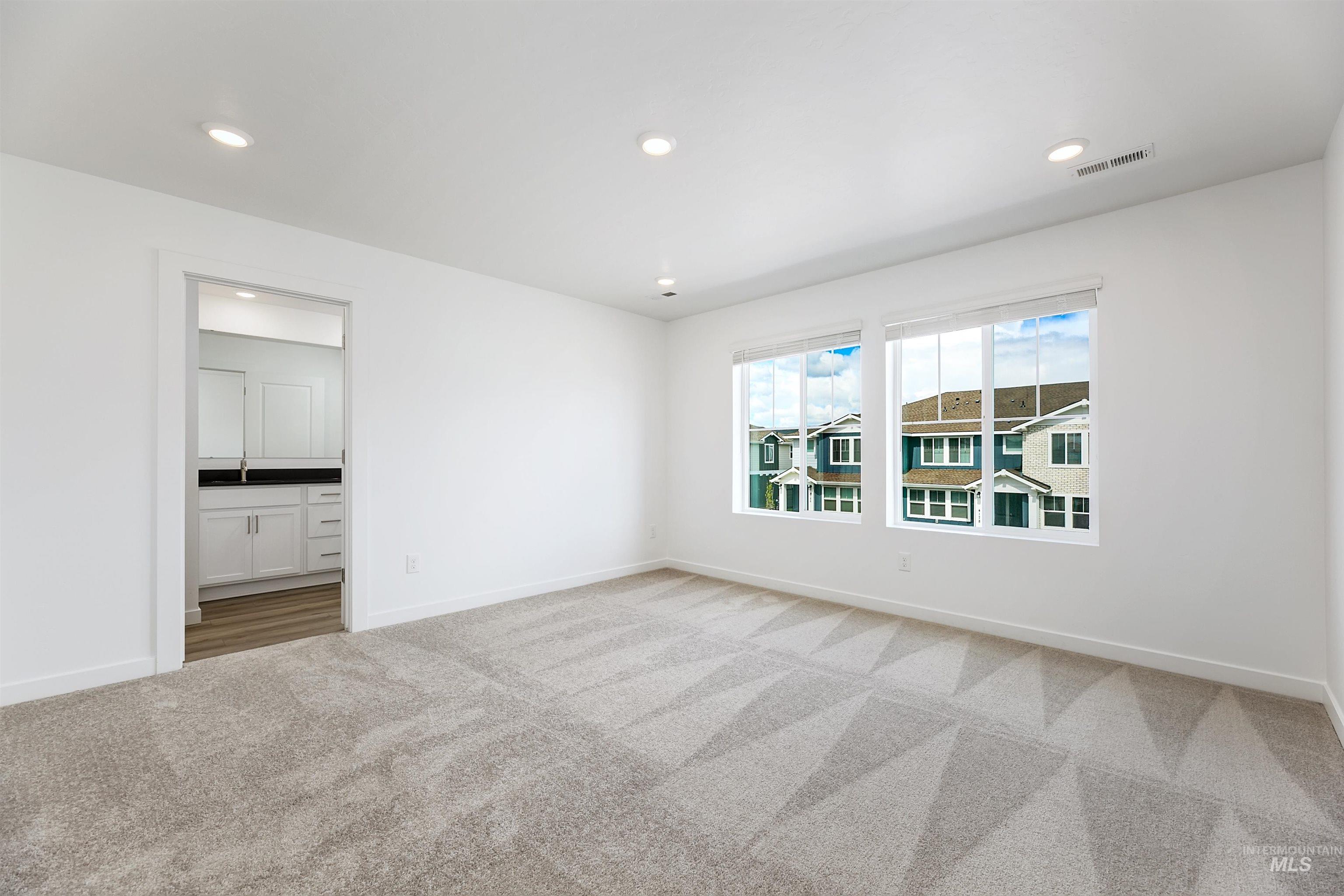 4177 W Perspective St, Eagle, Idaho 83616, 4 Bedrooms, 2.5 Bathrooms, Residential For Sale, Price $433,900,MLS 98975220