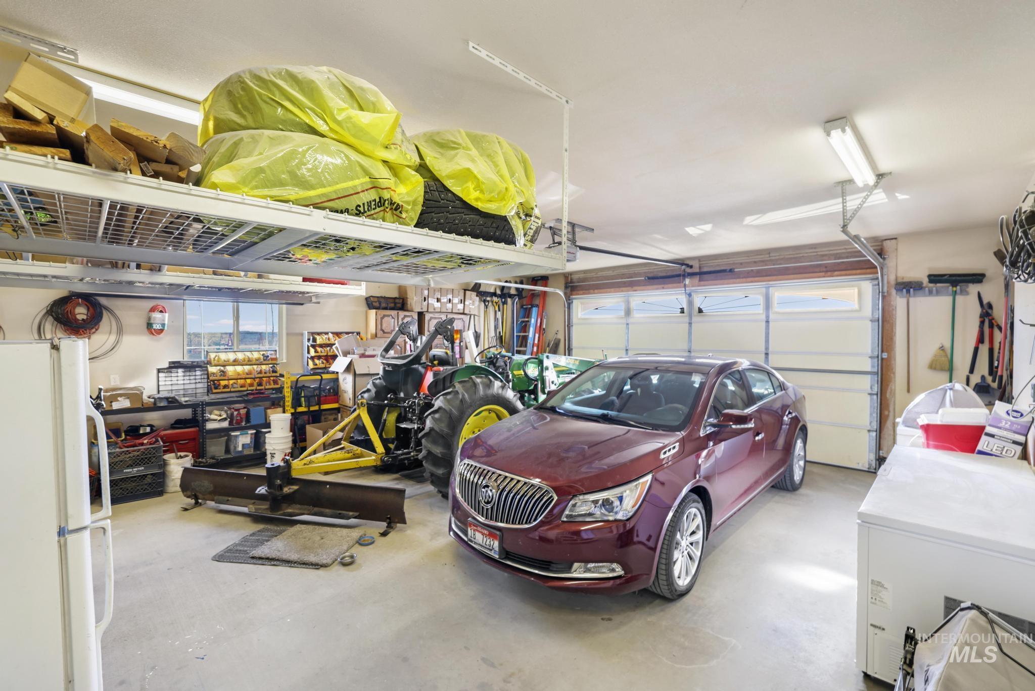 560 Riverview Drive, Gooding, Idaho 83330, 4 Bedrooms, 2.5 Bathrooms, Residential For Sale, Price $660,000,MLS 98975221