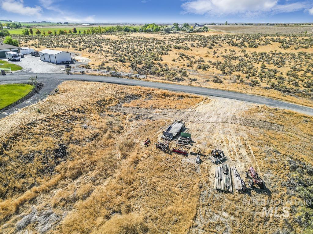 560 Riverview Drive, Gooding, Idaho 83330, 4 Bedrooms, 2.5 Bathrooms, Residential For Sale, Price $660,000,MLS 98975221