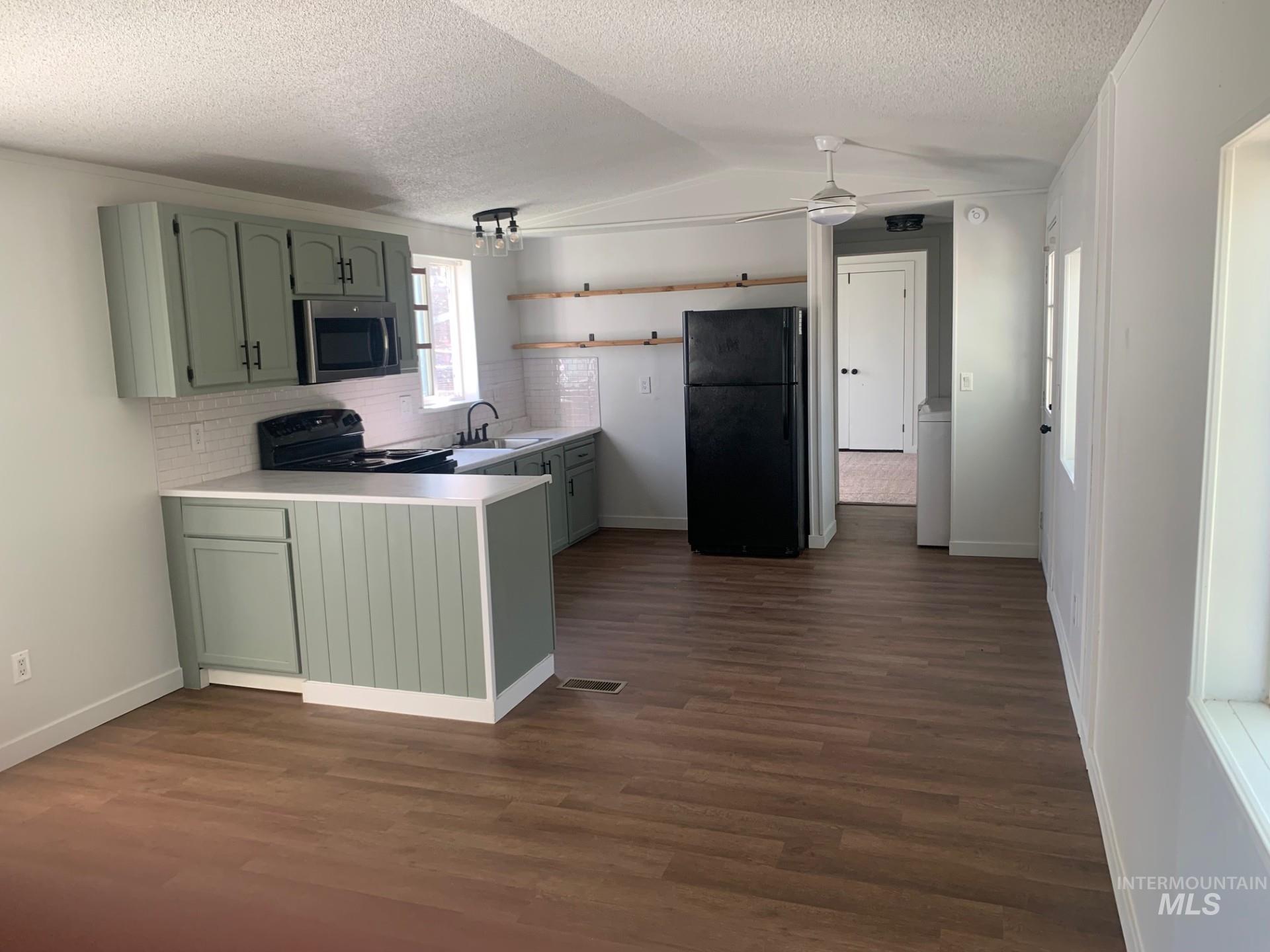 813 Long Valley St, Nampa, Idaho 83687, 3 Bedrooms, 2 Bathrooms, Residential For Sale, Price $99,000,MLS 98975225