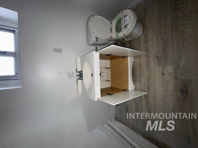 9 N State St, Nampa, Idaho 83651, 4 Bedrooms, 2 Bathrooms, Residential For Sale, Price $273,000,MLS 98975233