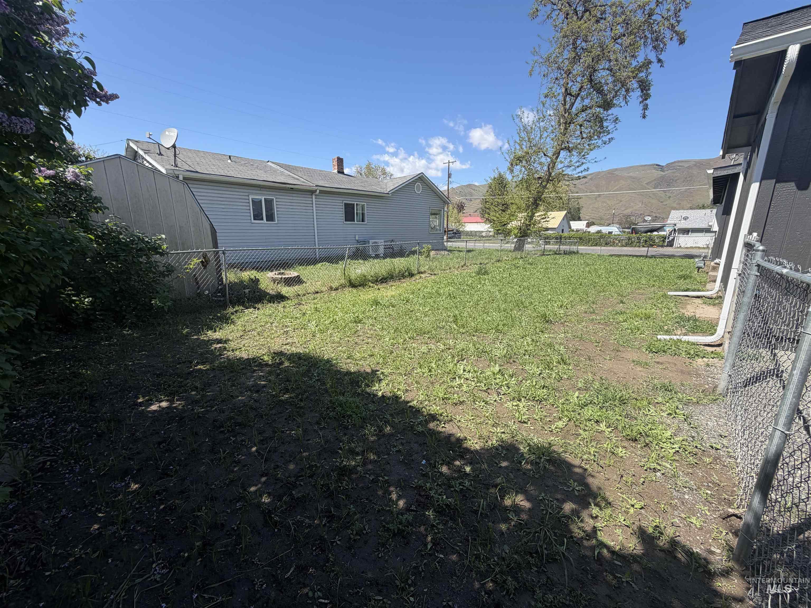 600 11th Street, Clarkston, Washington 99403, 3 Bedrooms, 1 Bathroom, Residential For Sale, Price $319,500,MLS 98975236