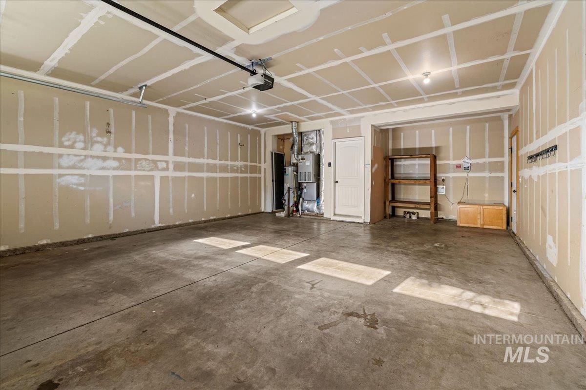 5491 N Beaham Ave, Meridian, Idaho 83646, 4 Bedrooms, 2.5 Bathrooms, Residential For Sale, Price $549,000,MLS 98975238