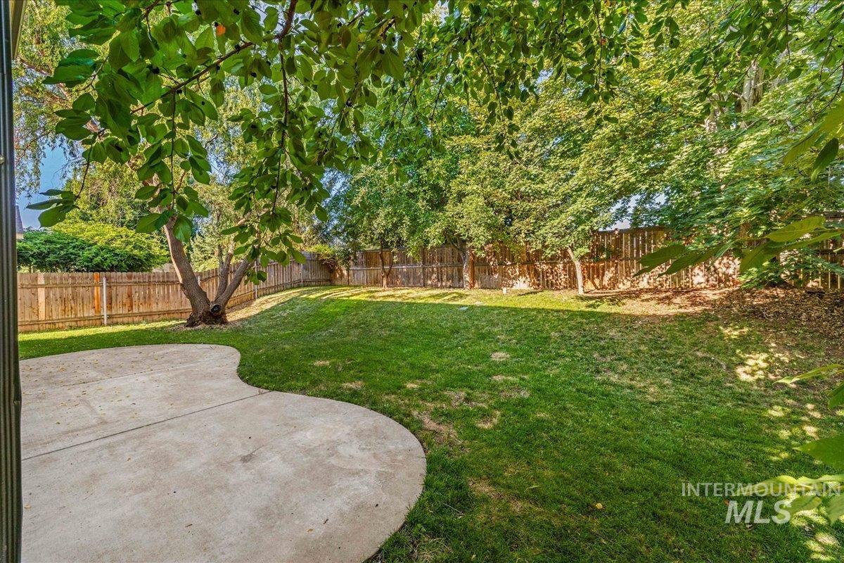 5491 N Beaham Ave, Meridian, Idaho 83646, 4 Bedrooms, 2.5 Bathrooms, Residential For Sale, Price $549,000,MLS 98975238