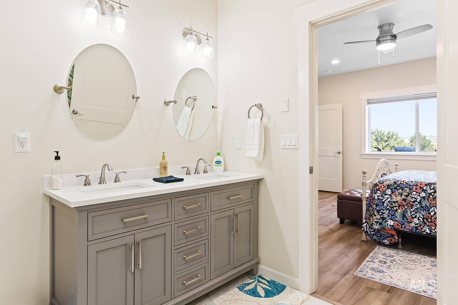 3435 Chukar Ln, Clarkston, Washington 99403, 2 Bedrooms, 2.5 Bathrooms, Residential For Sale, Price $575,000,MLS 98975240